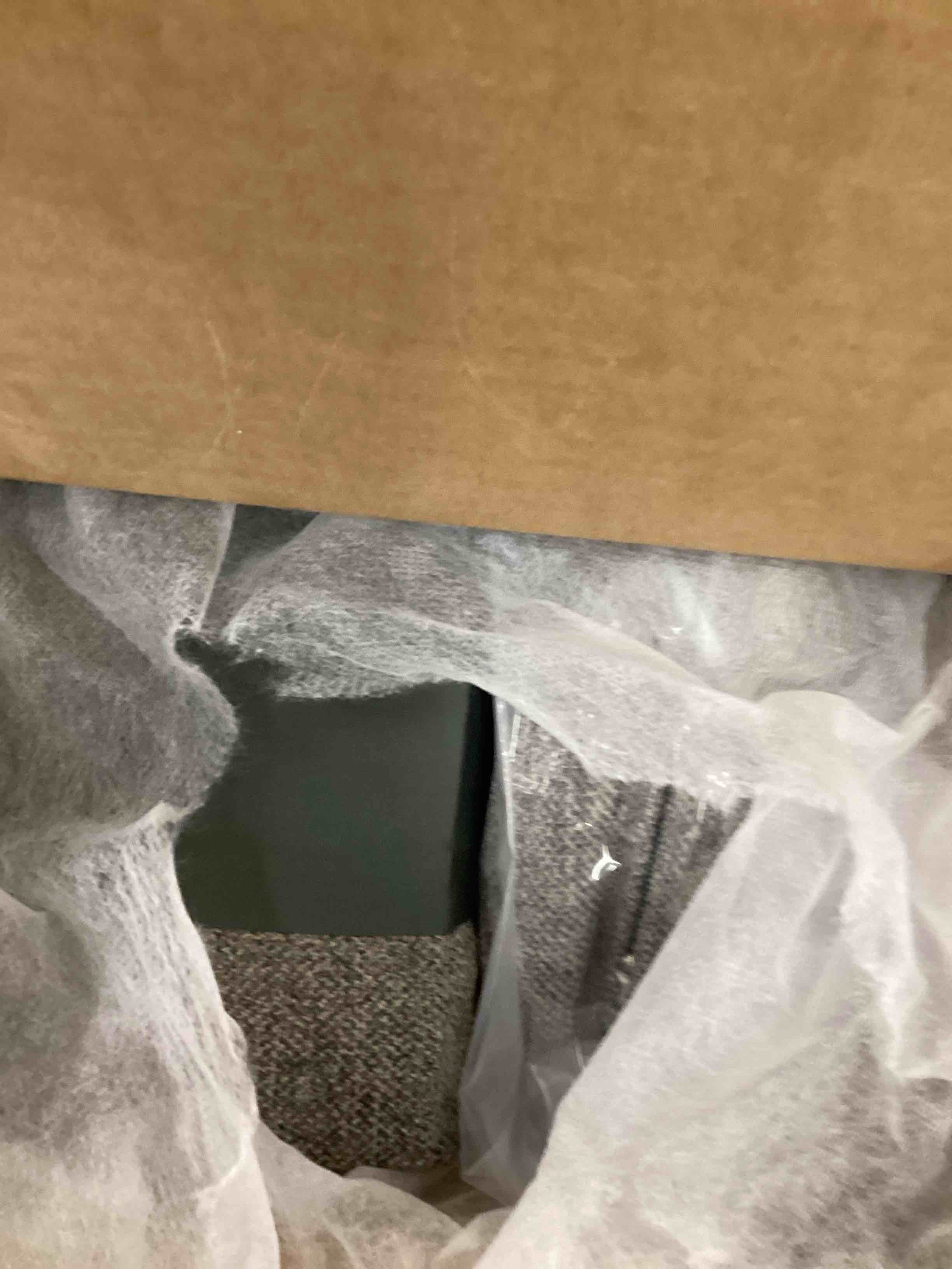 https://s3.amazonaws.com/lotting-images-prod/bidfta/BRN3789524_1777908195362.jpeg
