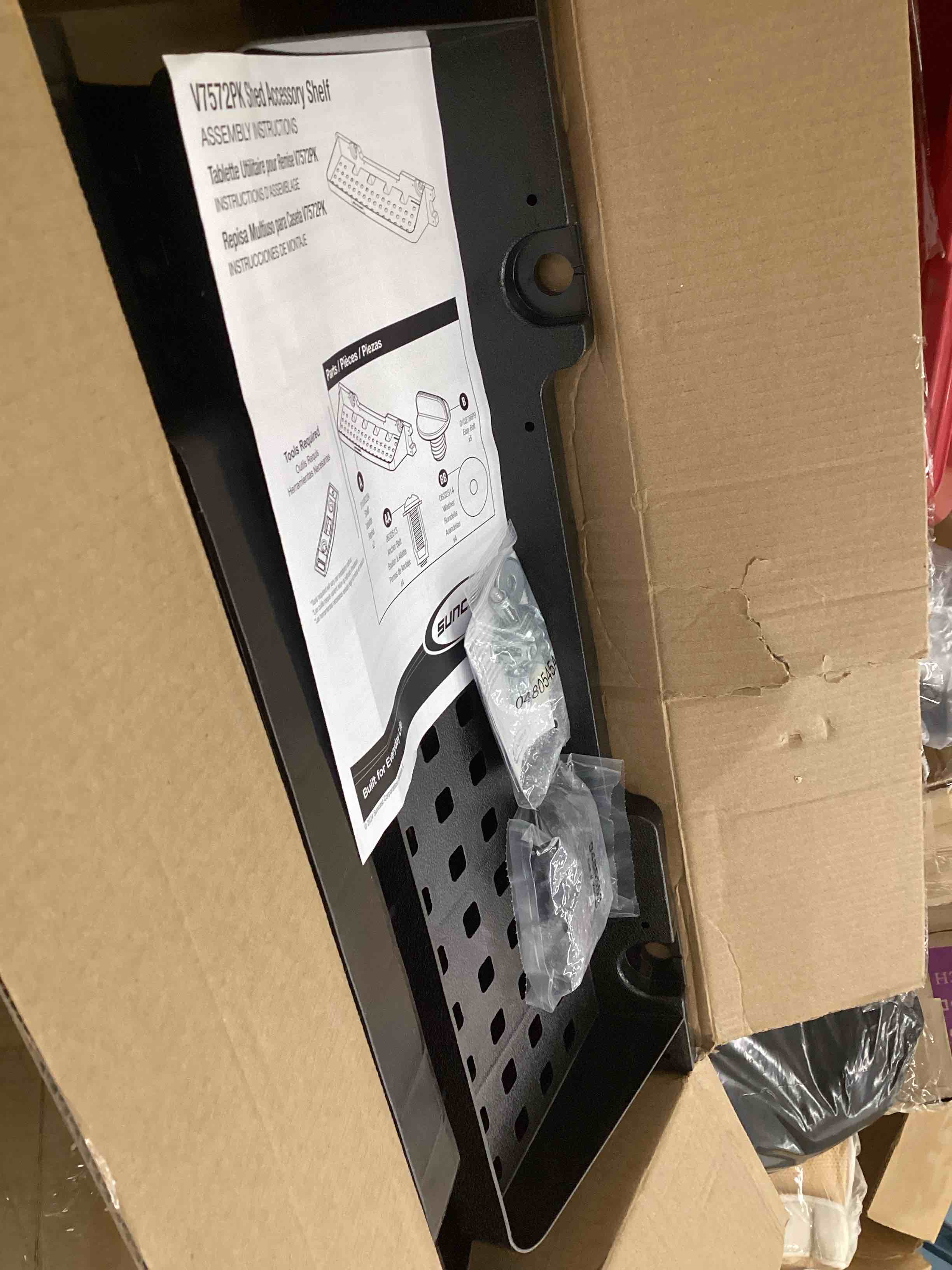 https://s3.amazonaws.com/lotting-images-prod/bidfta/BRN3789747_1778273666889.jpeg