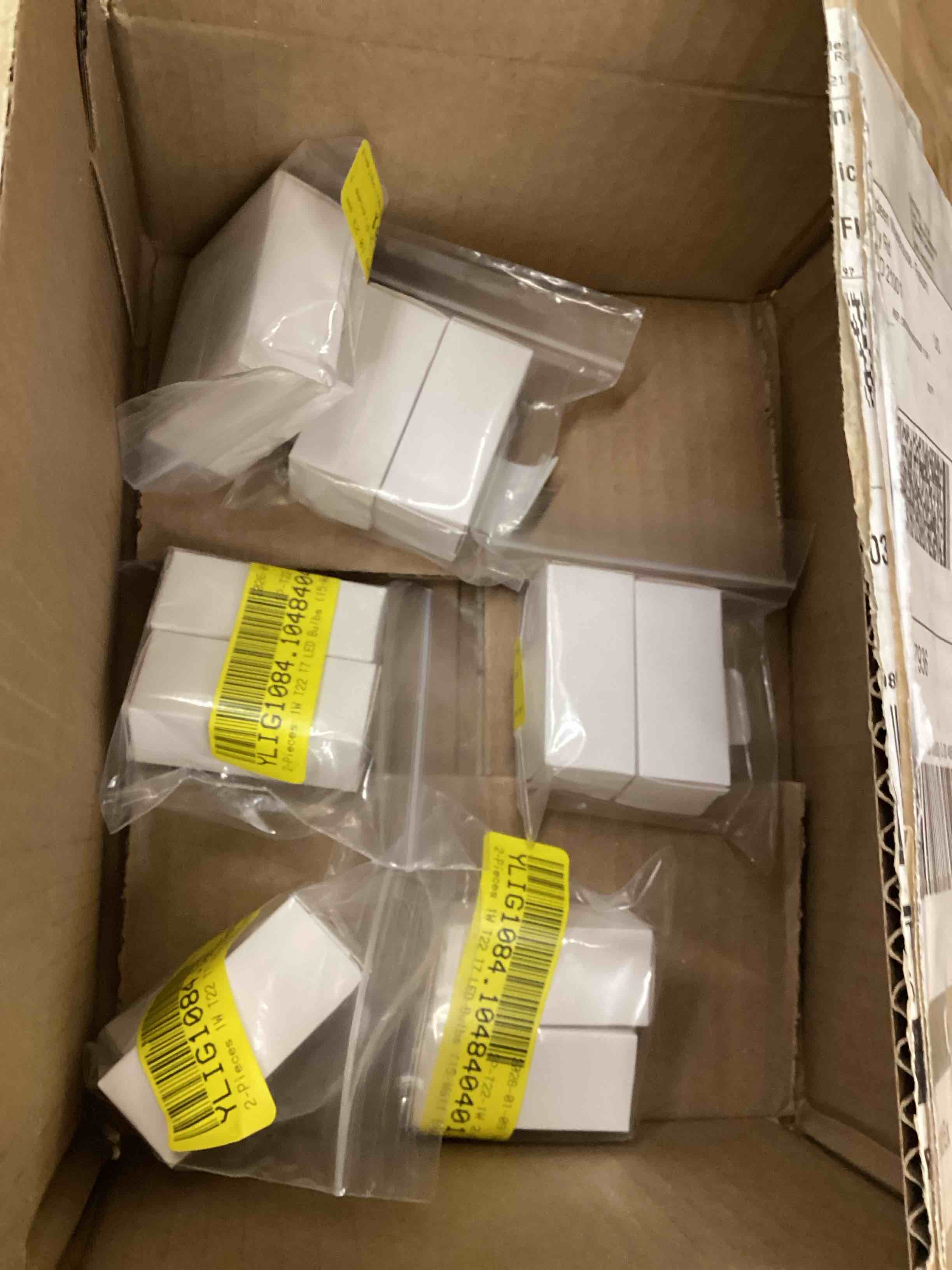 https://s3.amazonaws.com/lotting-images-prod/bidfta/BRN3789759_1778276449314.jpeg
