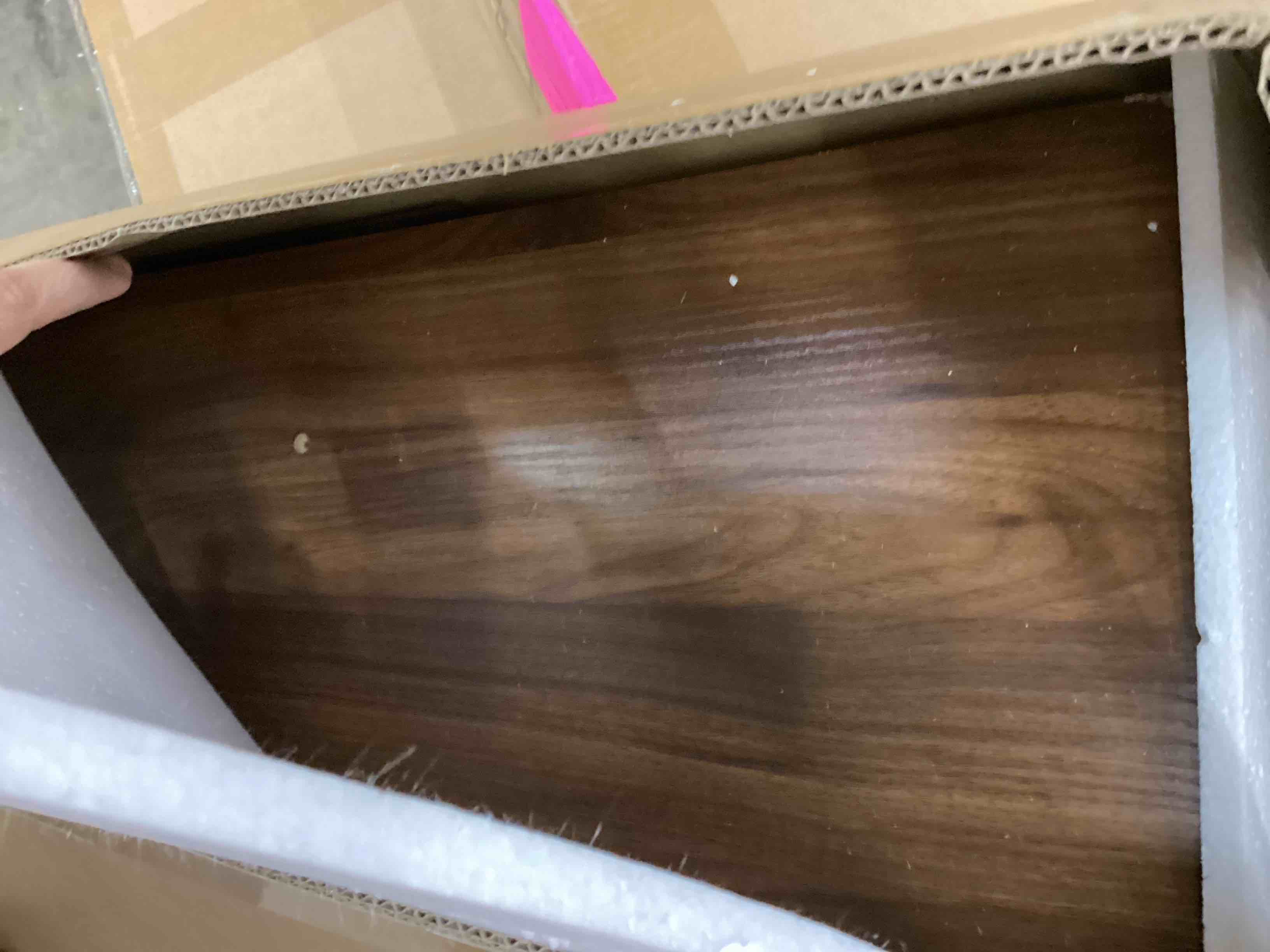 https://s3.amazonaws.com/lotting-images-prod/bidfta/BRN3789783_1778508297315.jpeg