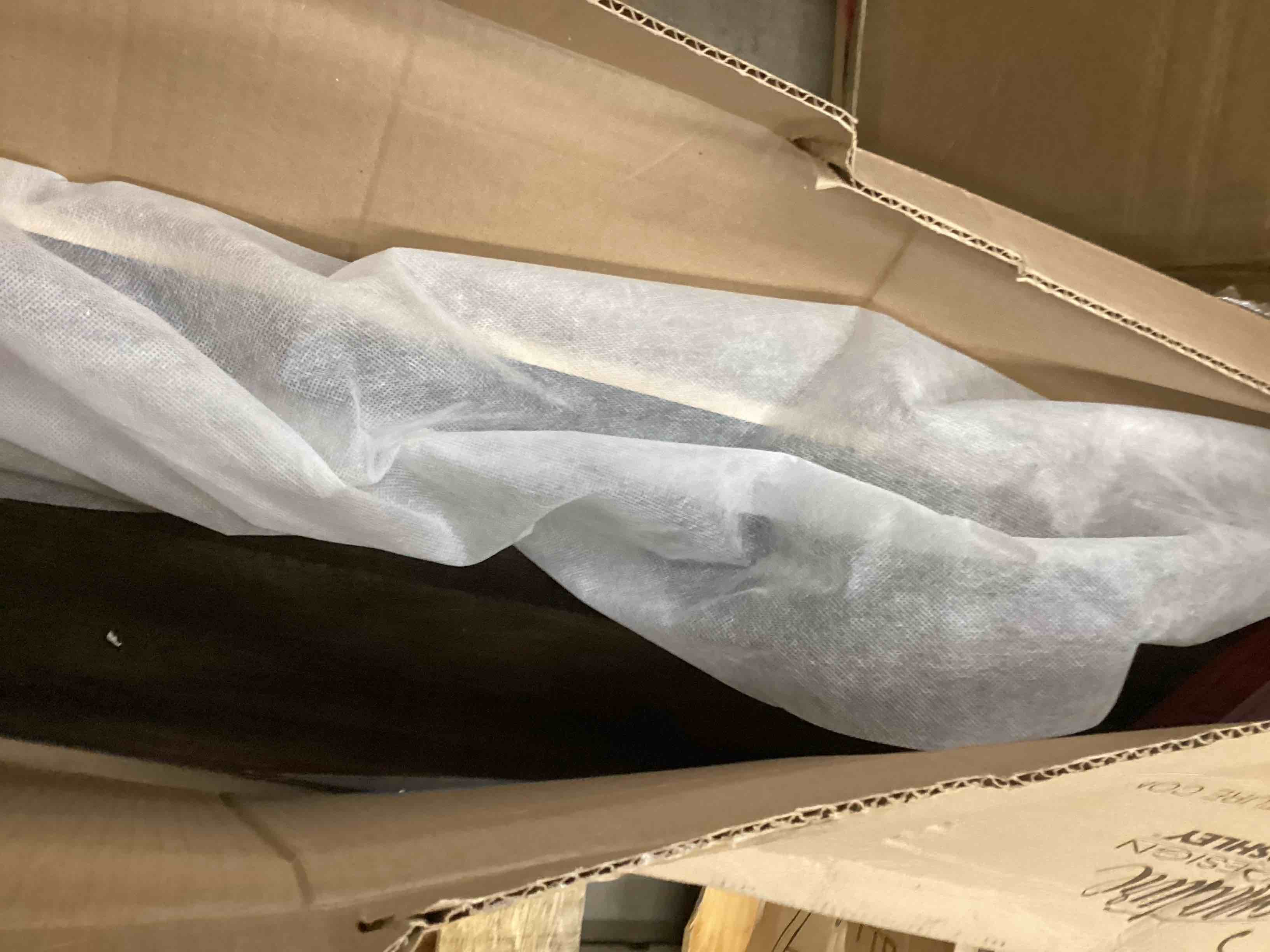 https://s3.amazonaws.com/lotting-images-prod/bidfta/BRN3789799_1778511633160.jpeg