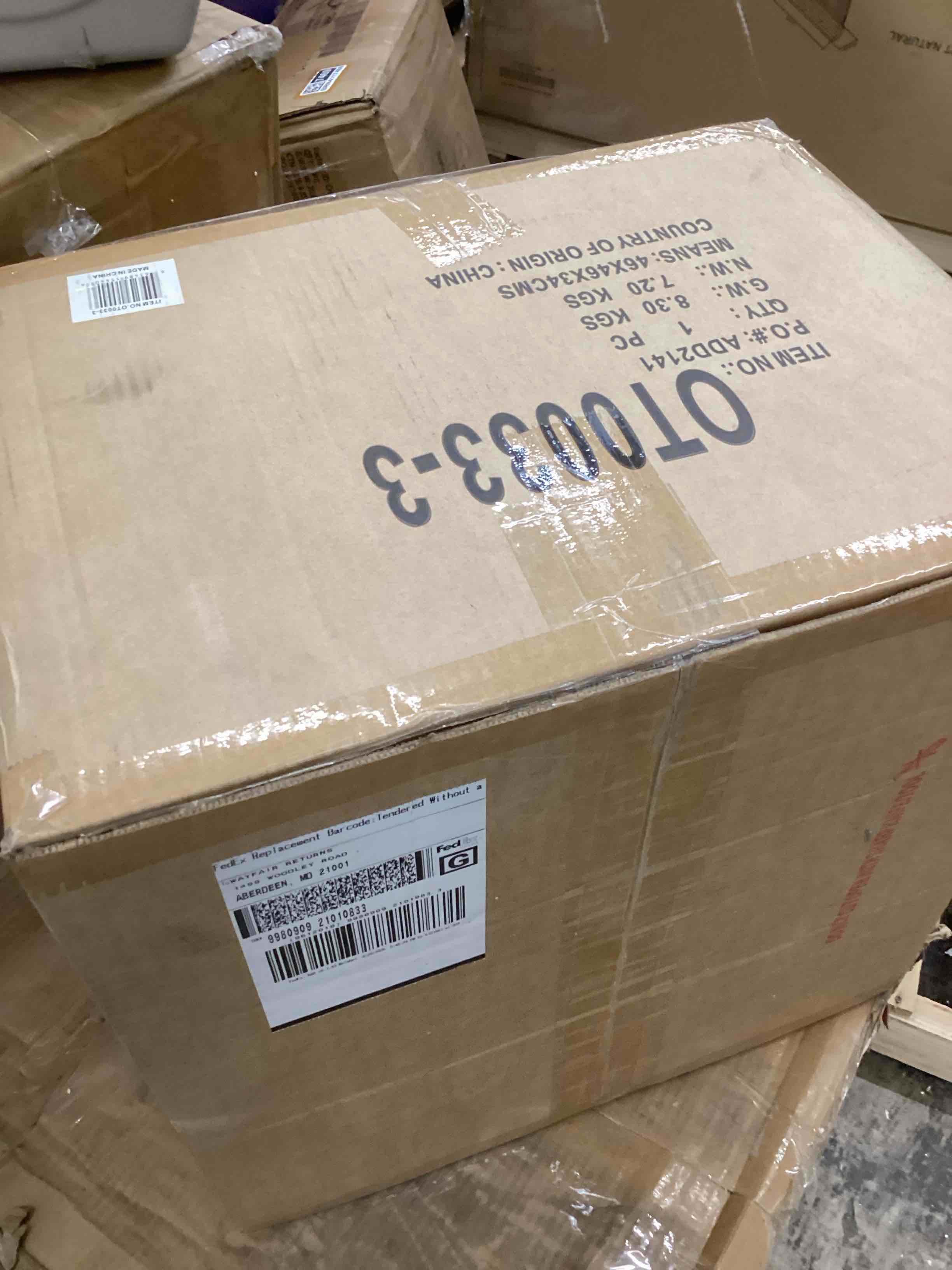 https://s3.amazonaws.com/lotting-images-prod/bidfta/BRN3789985_1778773428483.jpeg