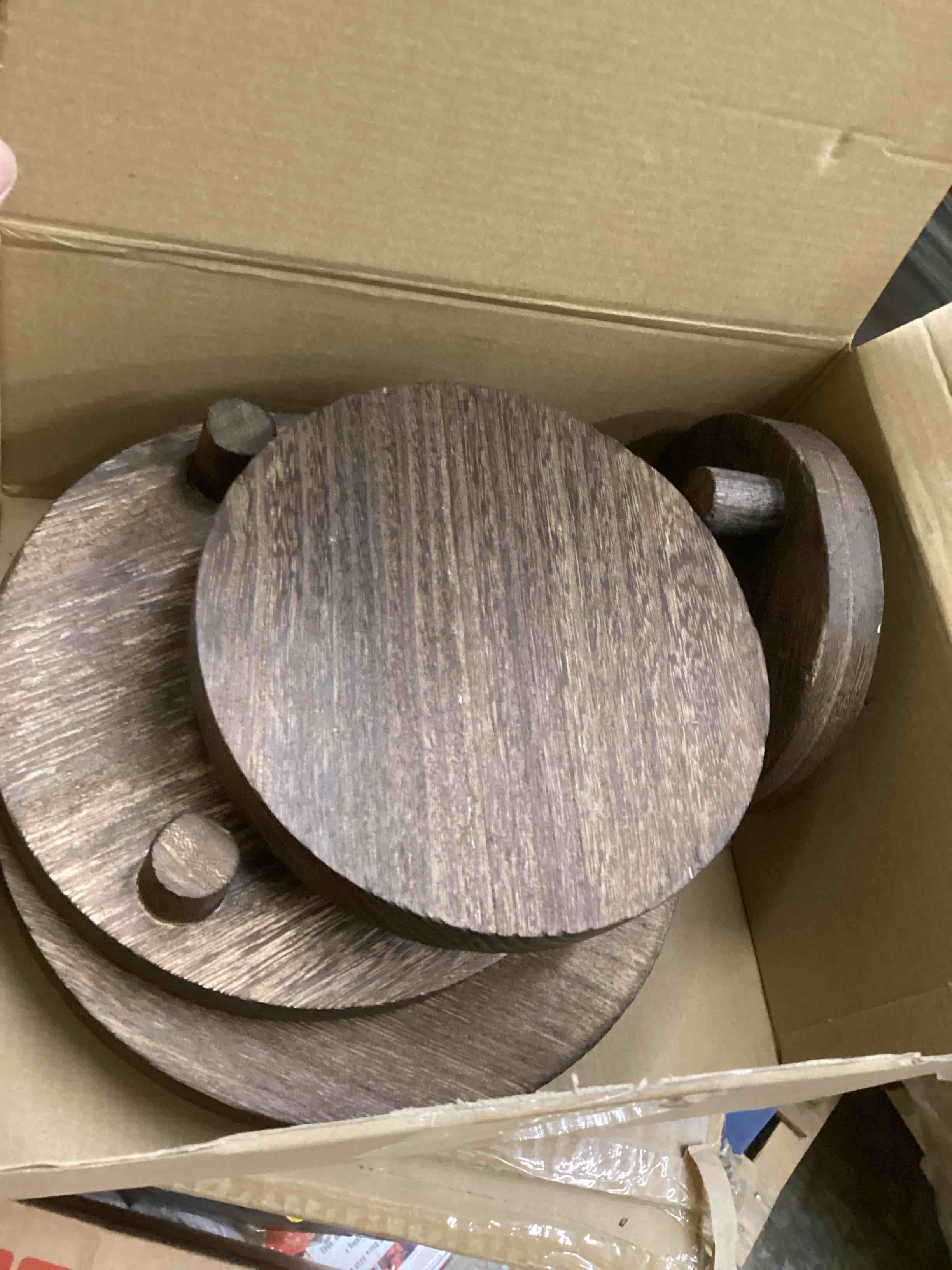 Condition photo showing Good Condition for Geetery 4 Pcs Wooden Risers for Display Wood Pedestal Stand Mini Tray Stand Round Wooden Pedestal Holder Rustic Riser for Decor Tiered Tray Decor Home Kitchen, 4 Size(Brown)