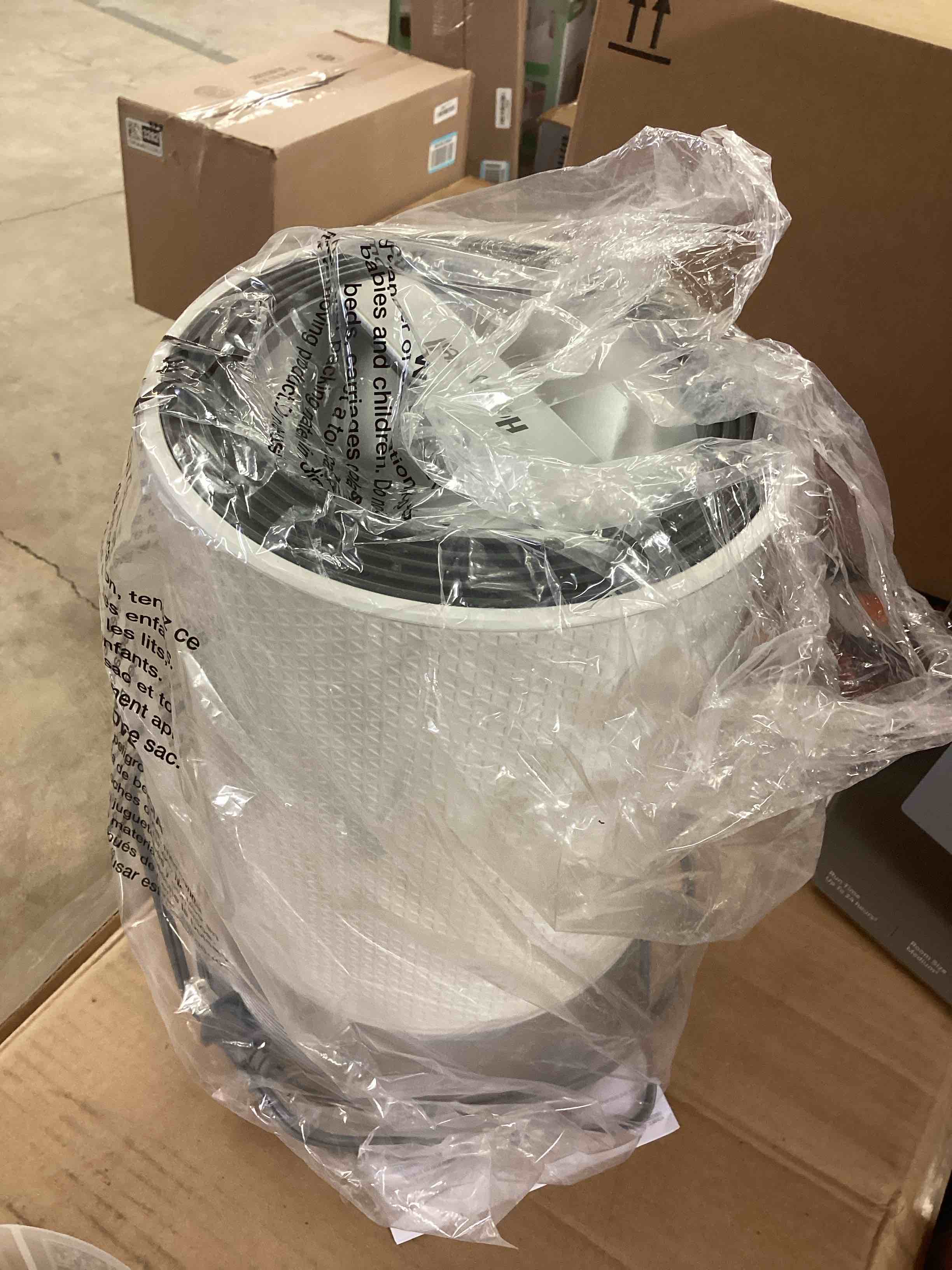 Condition photo showing New/Like New for Honeywell Designer Series Cool Mist Humidifier, Room Humidifiers, White White Humidifier