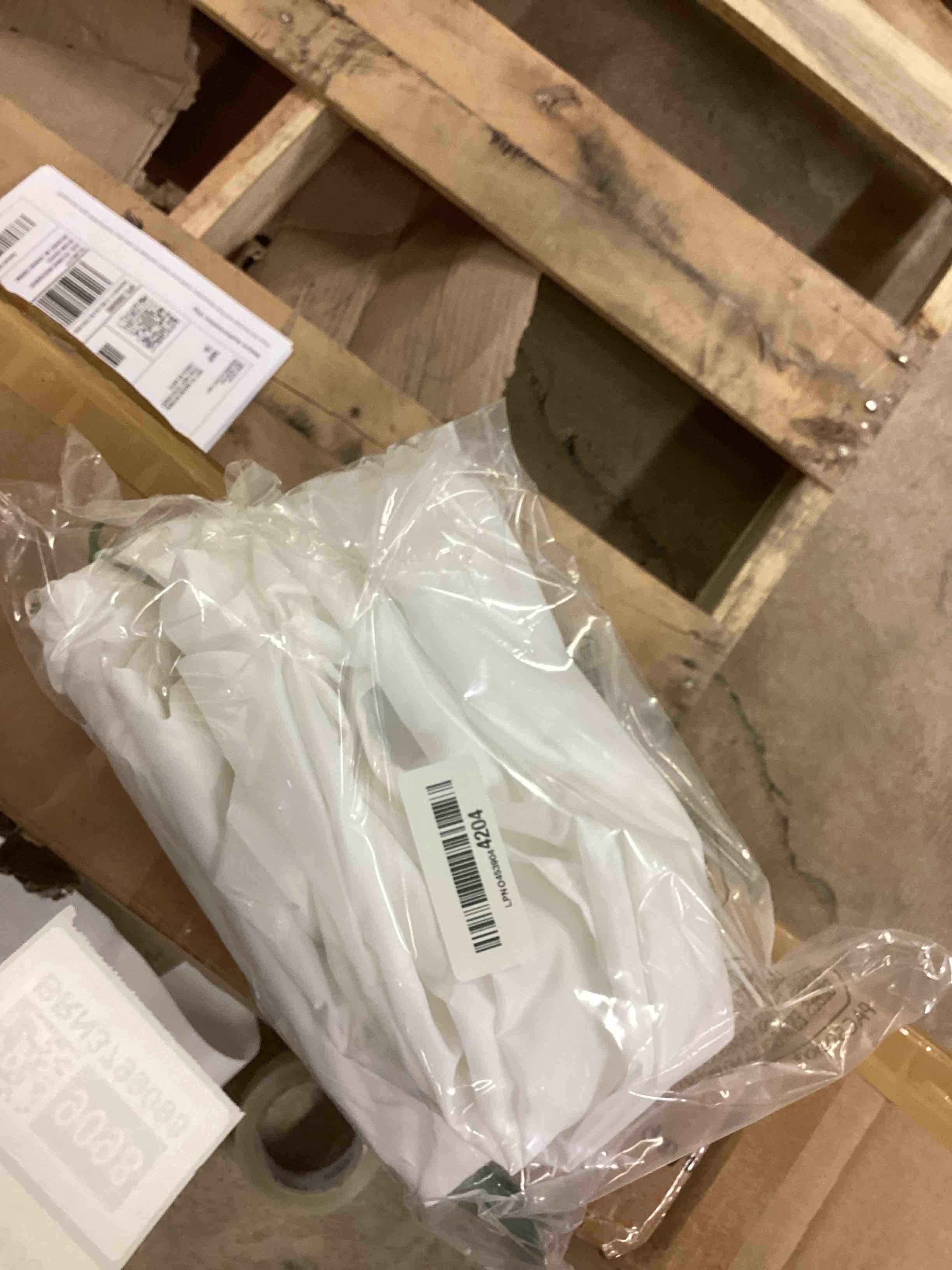 Condition photo showing New/Like New for ALYVIA SPRING Waterproof Fabric Shower Curtain Liner with 3 Magnets - Soft Hotel Quality Cloth Shower Liner, Light-Weight & Machine Washable - Standard Size 72x72, White White 72"W x 72"L (Pack of 1)