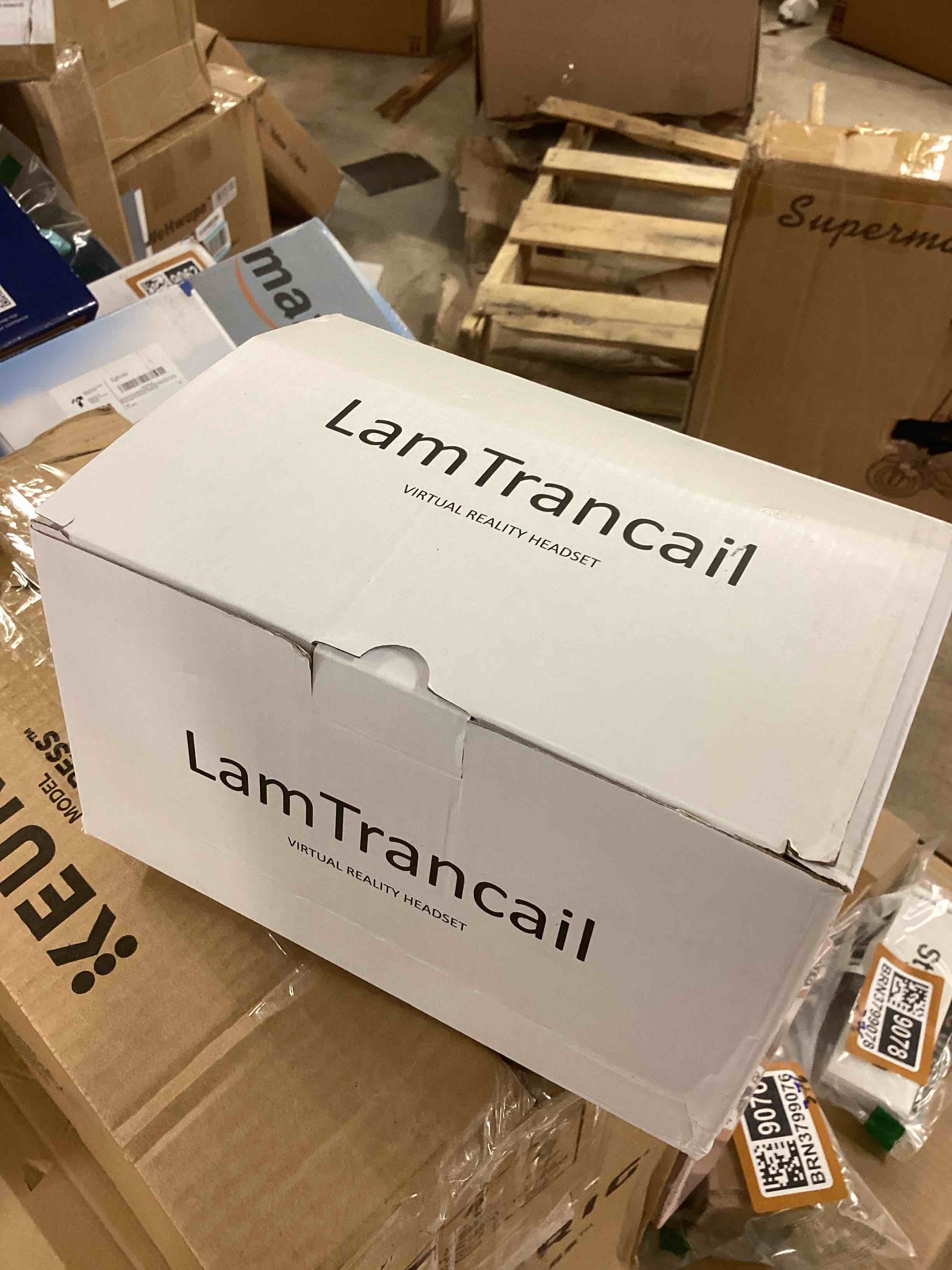 Condition photo showing New/Like New for VR Headset for Phone with Controller, Anti-Blue Lens PD & Fl Adjustable Virtual Reality Goggles Set for Kids and Adults, Compatible with iPhone 16/15/14/13/12 Samsung Android 4.5-6.7" Black