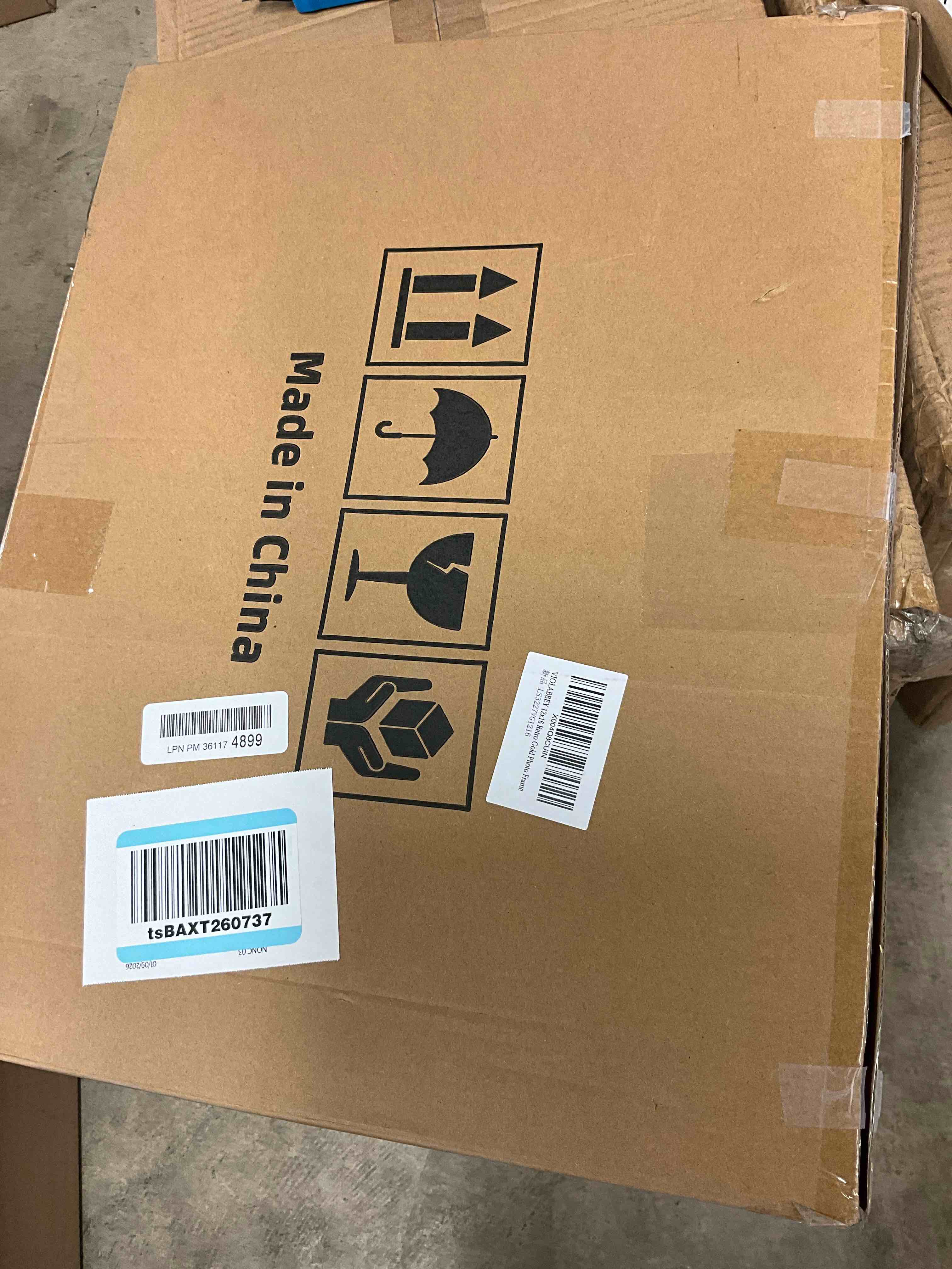 Condition photo showing New/Like New for VIOLABBEY 12x16 Picture Frame Gold, Vintage Photo Frames Ornate without Mat for Wall Hanging Gold 12x16