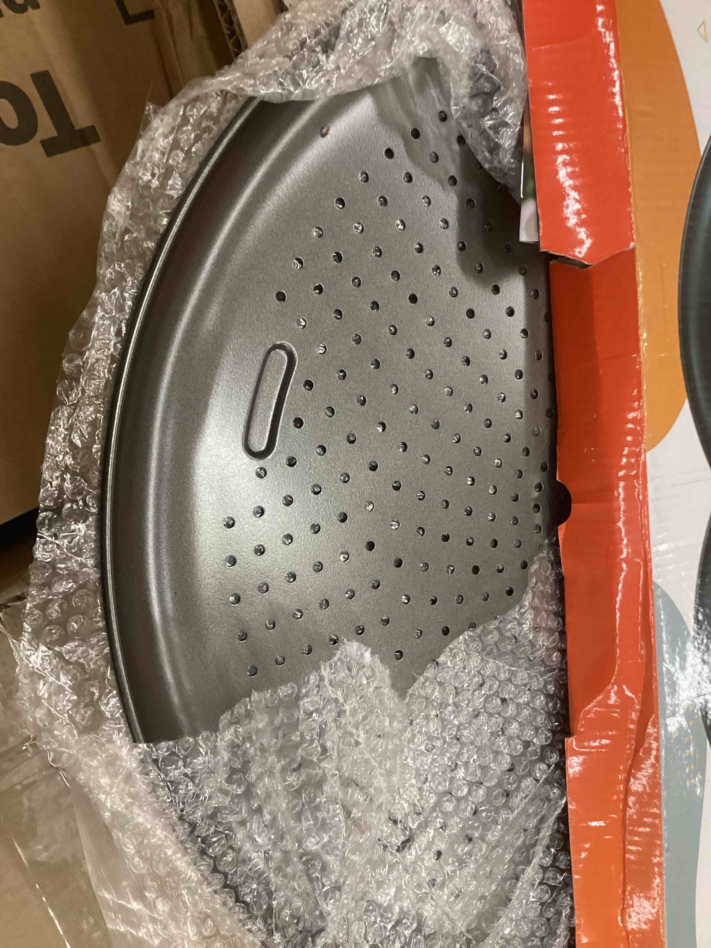 Condition photo showing New/Like New for Non-Stick Pizza Pan 2 Pack – 16 Inch Round Carbon Steel Pizza Tray with Perforated Holes, PFOAPFOSPTFE-Free, Dishwasher & Oven Safe Up To 450°F, Durable Nonstick Gray Coating Gray 2 Pack