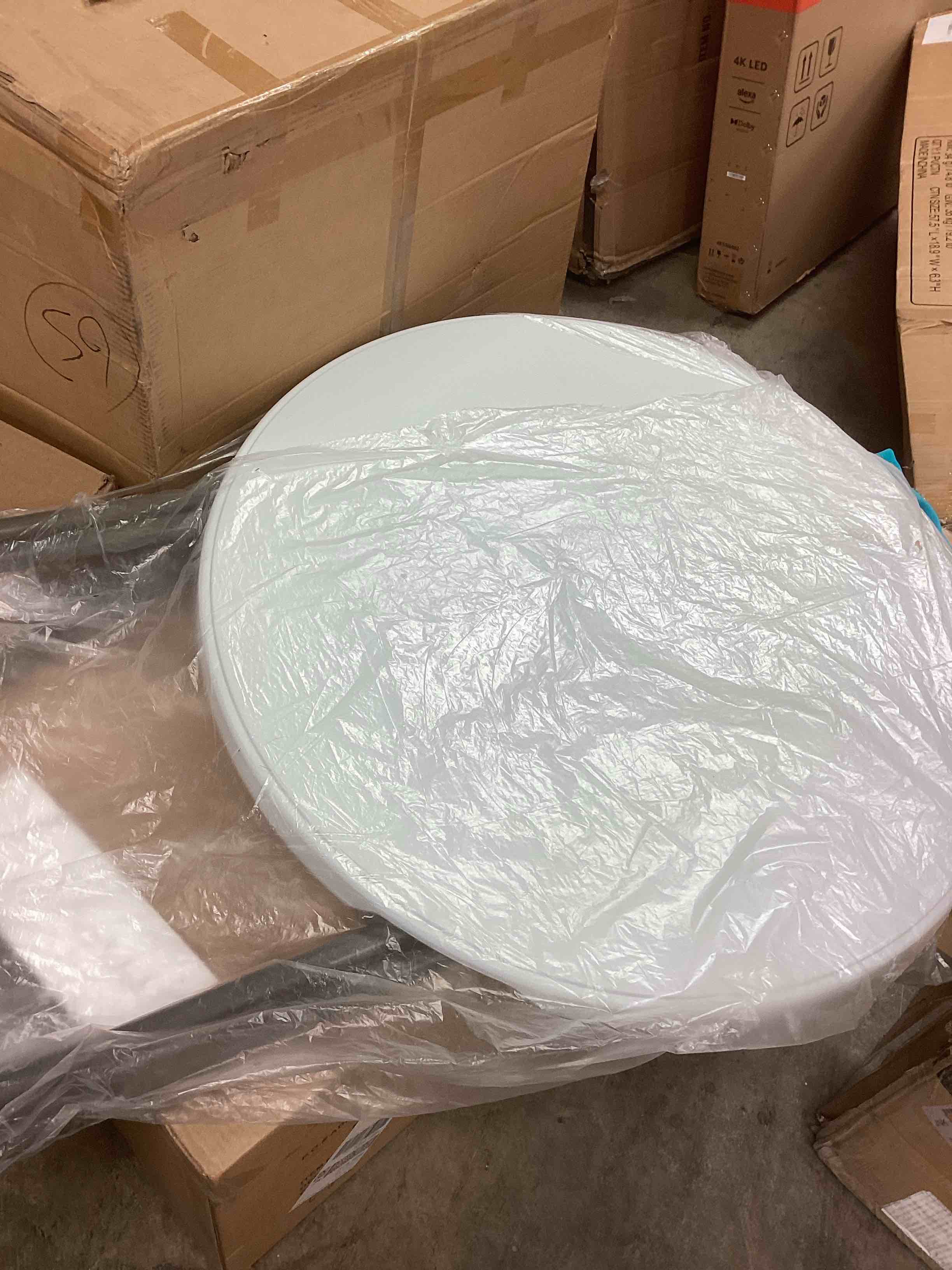 Condition photo showing New/Like New for VINGLI 32" Plastic Folding Round Table Bar Height, HDPE Matrial with Gray Metal Finish, High Top Table for Outdoor Party, Cafes, Restaurants, Backyard, Dining Room, Wedding Event,1 Pack, White