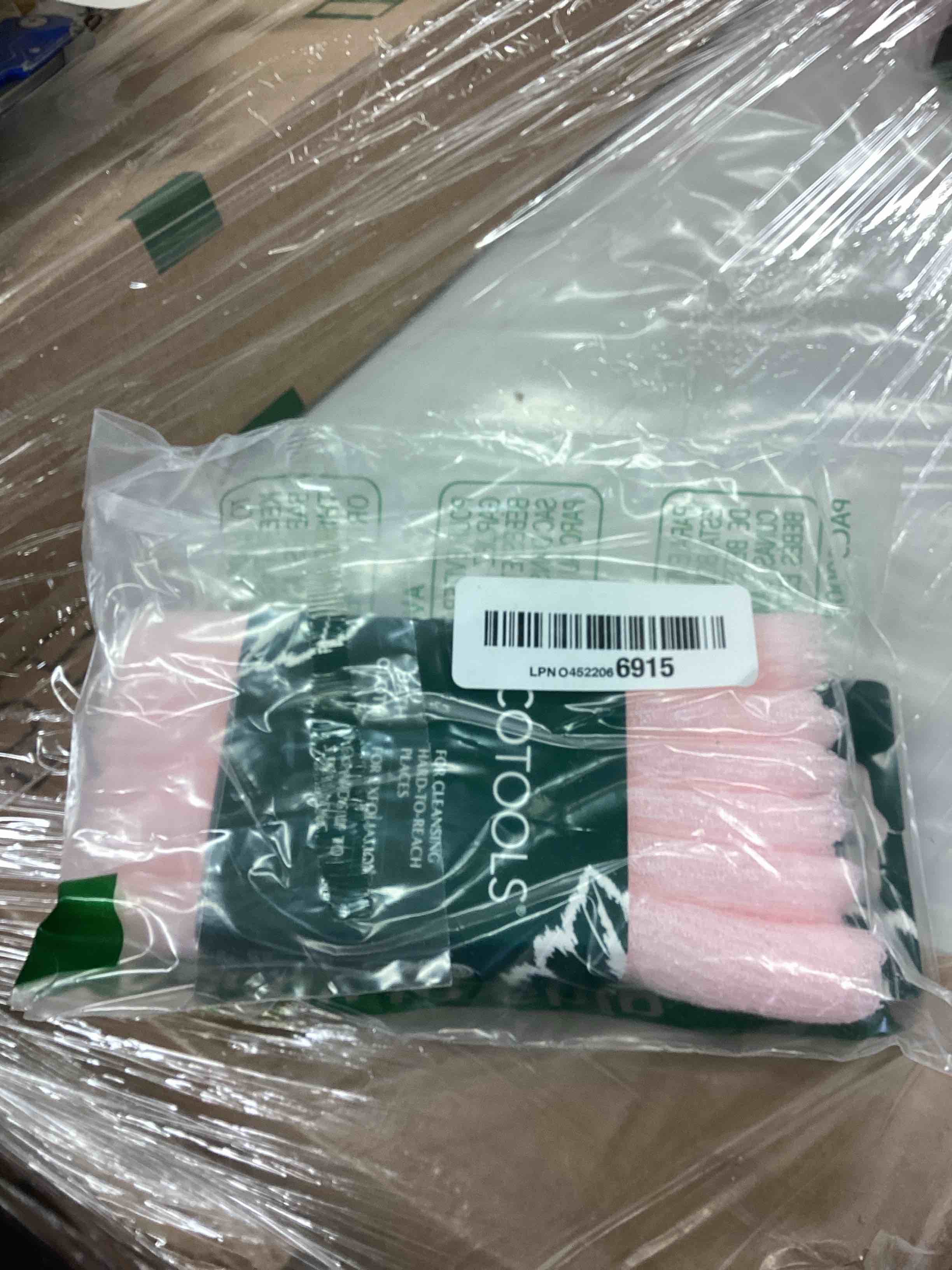 Condition photo showing New/Like New for EcoTools Bath Cloth, Exfoliating Washcloth for Shower & Bath, Expands Up to 3 Feet, Remove Dry Skin, Body Scrubber for Exfoliation & Deep Cleansing, Eco Friendly & Cruelty-Free, Pink, 6 Count