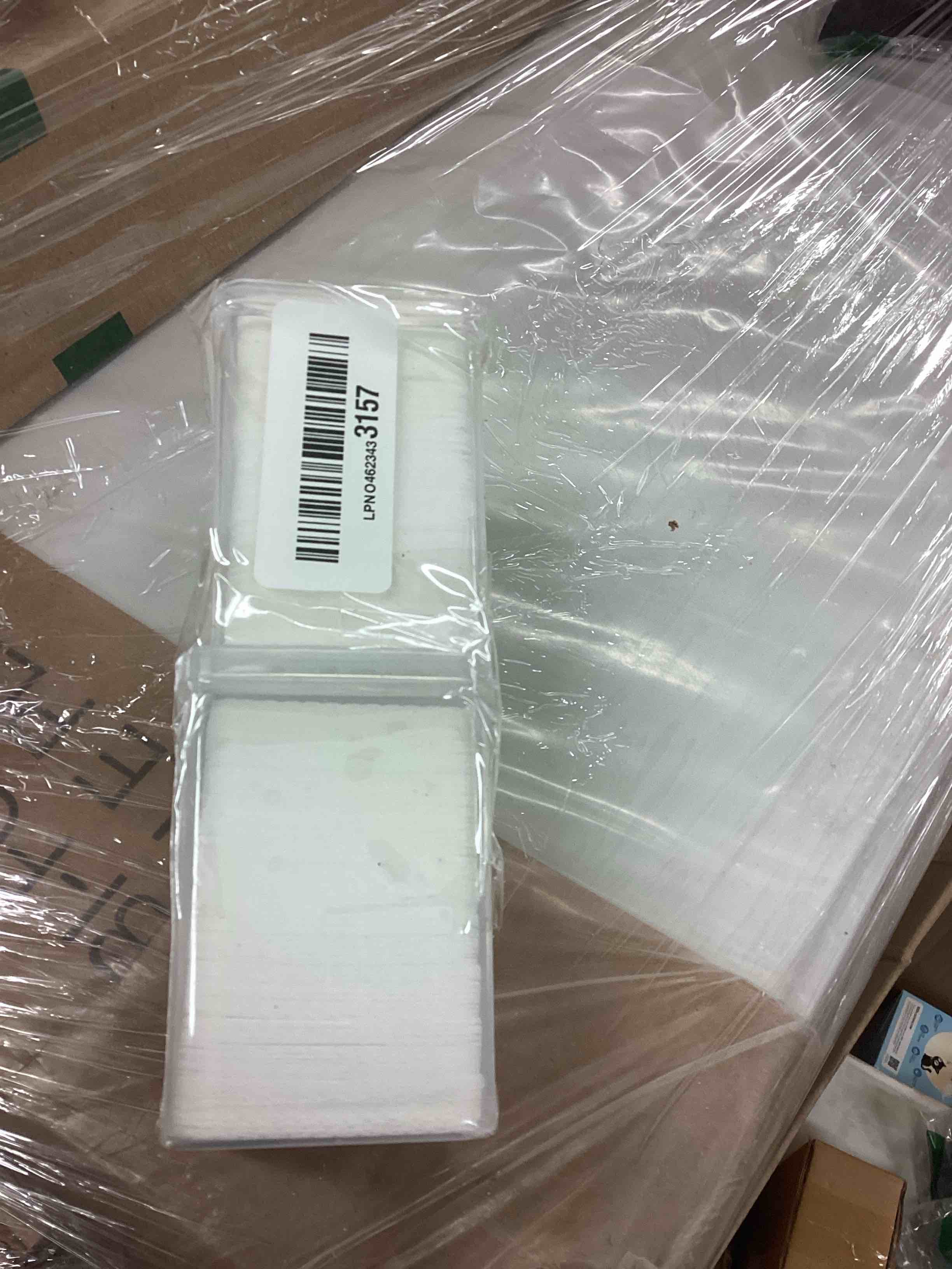 Condition photo showing New/Like New for TEOYALL Lint Free Nail Wipes, 400 PCS Non-Woven Fabric Nail Cleaning Pads White Lash Extensions Glue Cleaning Wipes Nail Salon Supplies White 400 PCS