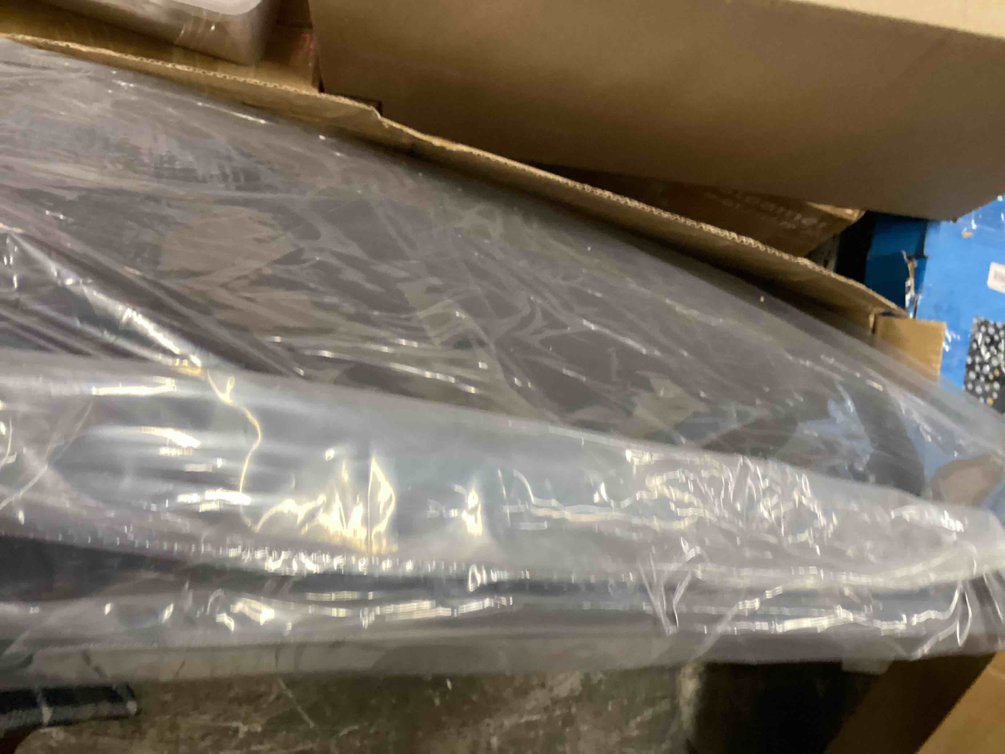 Condition photo showing Good Condition for Car Sunroof Wind Deflector, Universal Car Sunroof Cover, Vent Insulator with Insulation Waterproof Surface, Moonroof Visor, with Waterproof Double Side Tape 28.5×19.5×1.5 Inch