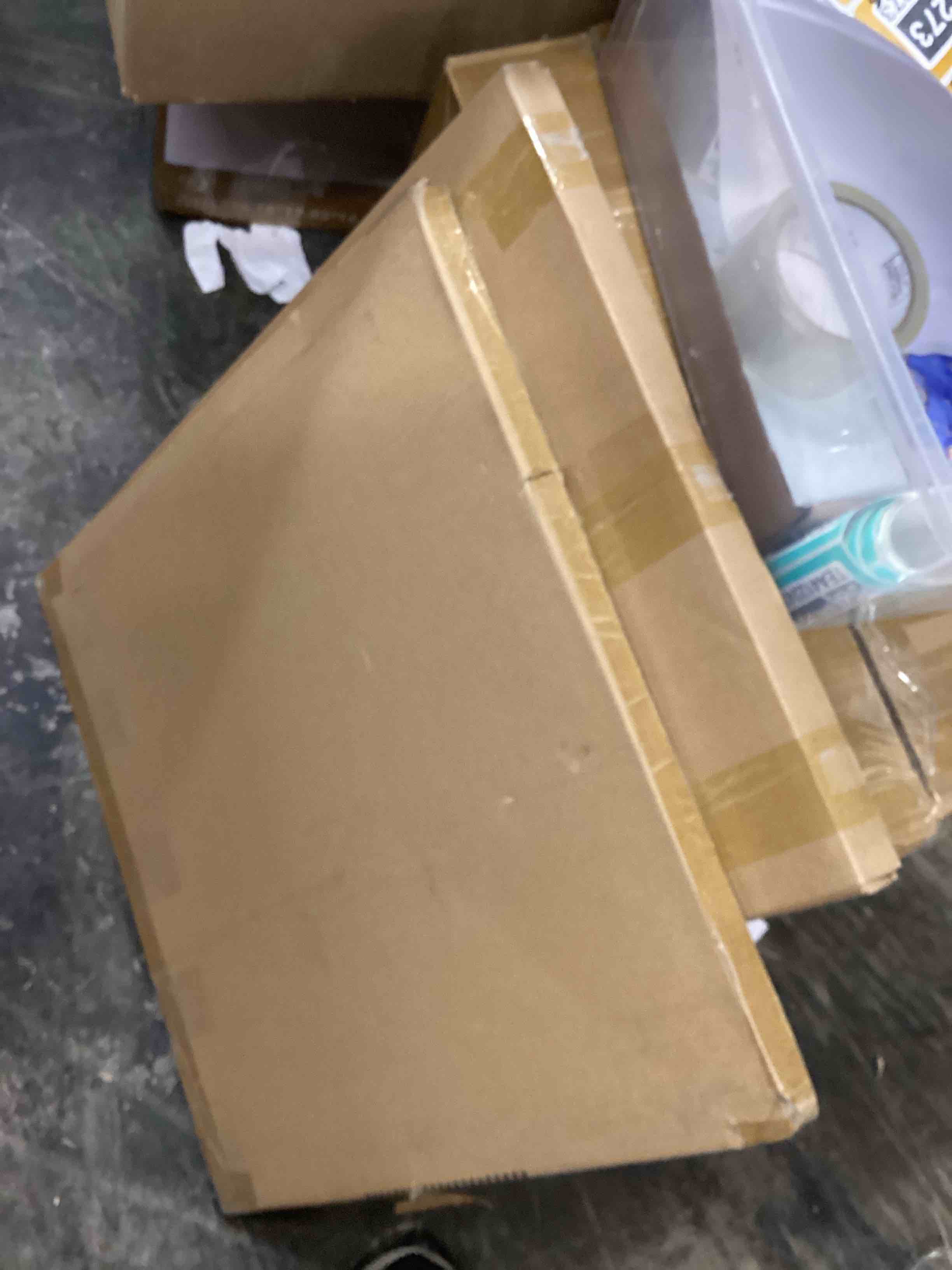 Condition photo showing Good Condition for Assorted of Wall Frame (Size/style and color may vary) 