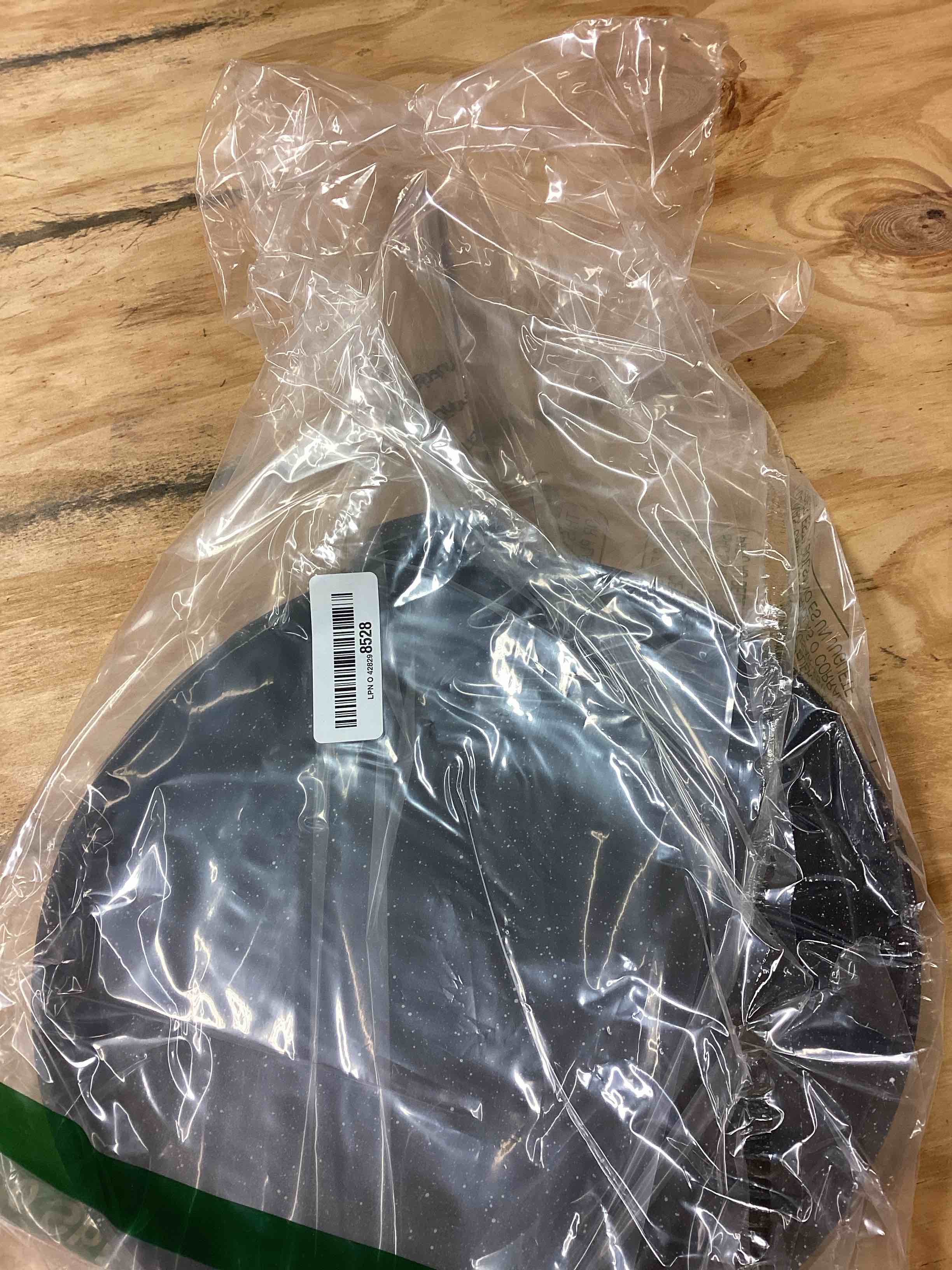 Condition photo showing New/Like New for NutriChef 11” Non-Stick Crepe Pan with Wooden Spreader, Durable Marble Coated Dosa Pan, Bakelite And Wood Handle With Induction Bottom, Easy-to-Clean, Stain-Resistant (Black Marble) Black 11"