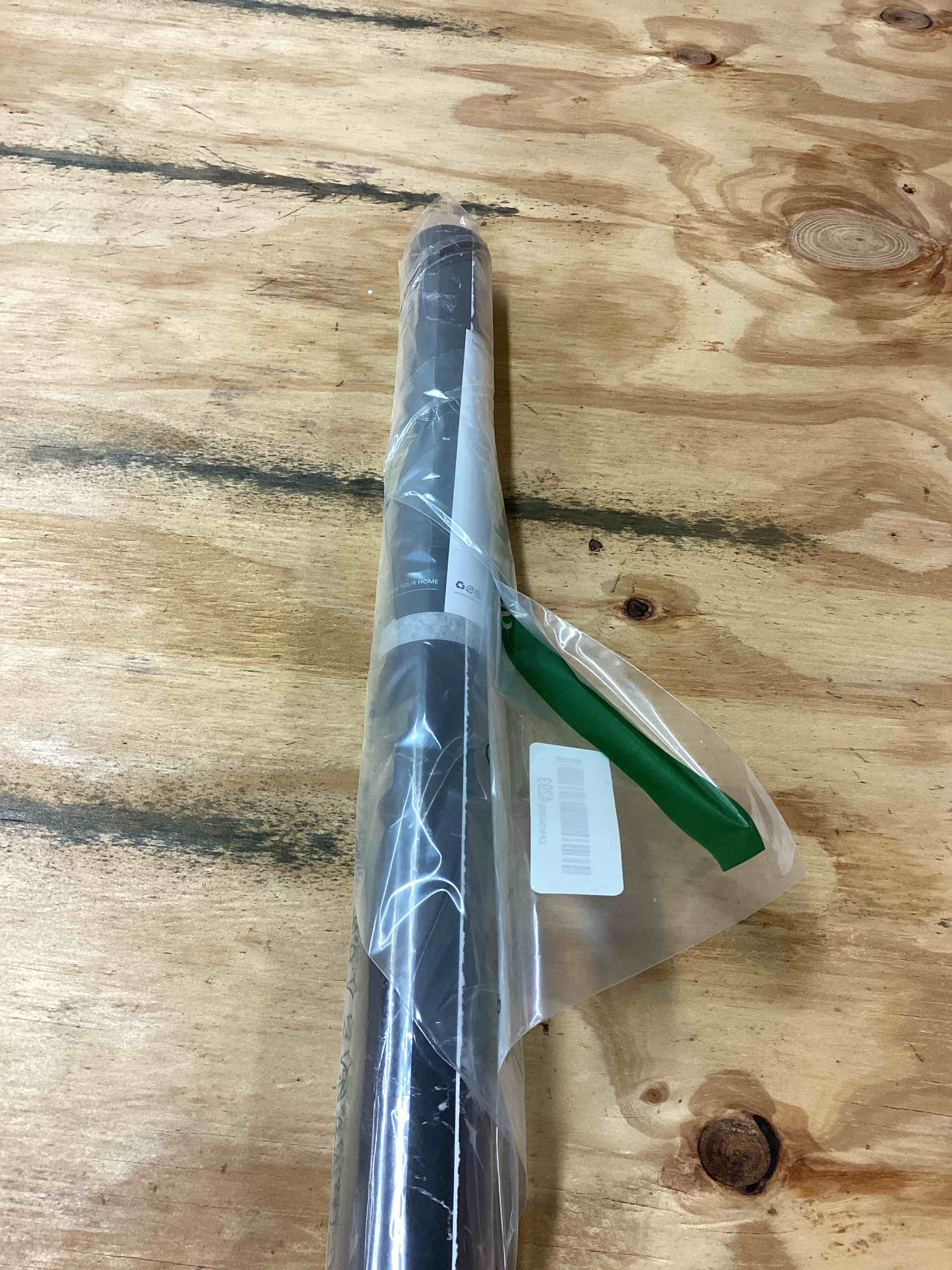 Condition photo showing New/Like New for Glossy Marble Contact Paper for Countertops Peel and Stick Wallpaper Self-Adhesive Removable Waterproof Vinyl for Kitchen Cabinets Backsplash Furniture Black 17.7"x78.7" Black 17.7"W x 78.7"L