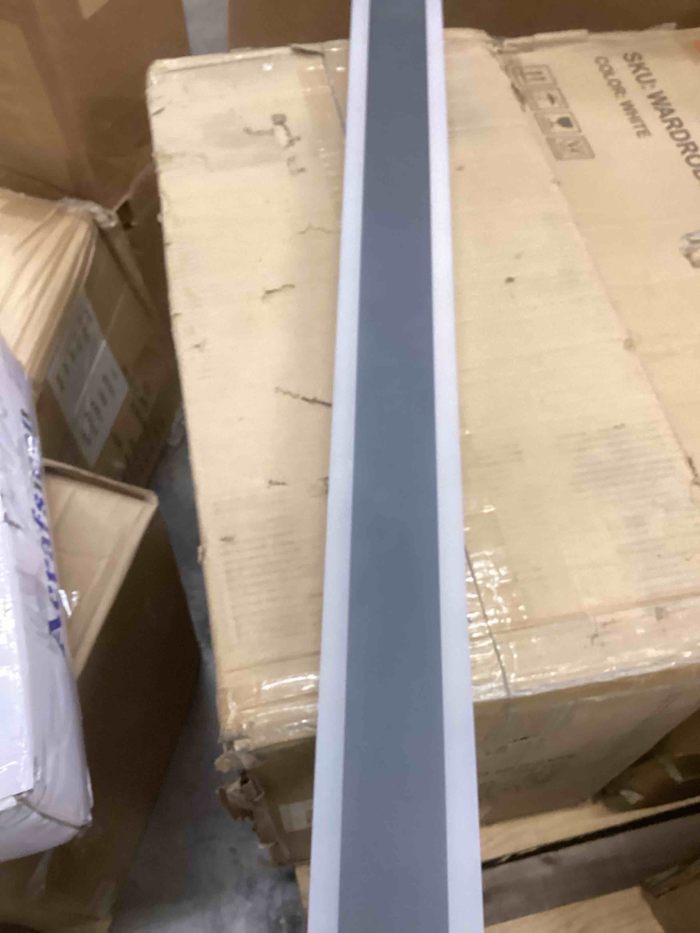 Condition photo showing Good Condition for outdoor led wall light, black (40 inch)