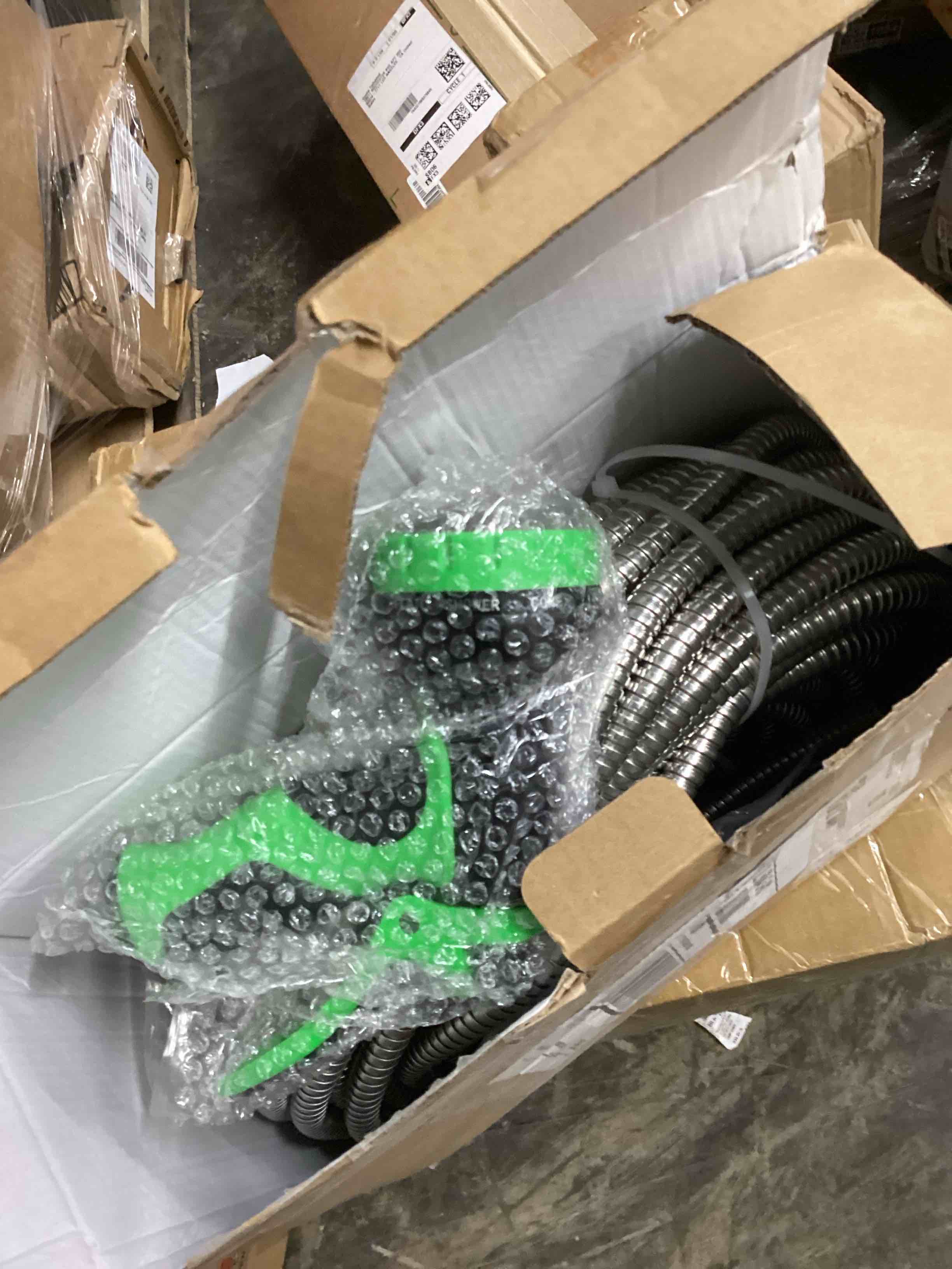 Condition photo showing Good Condition for GVDV Garden Hose, 3/4 Inch X 100ft Metal Water Hose With Spray Nozzle, Leak Proof, Tangle Free, 550PSI
