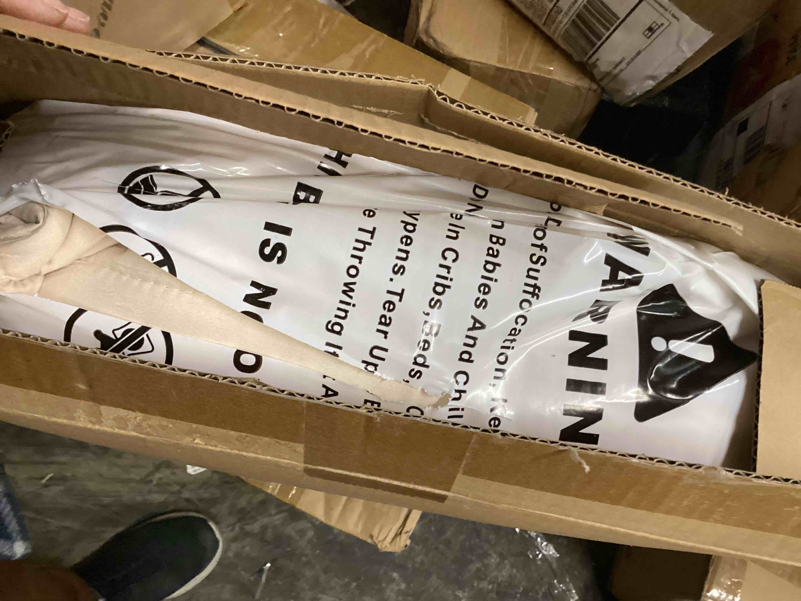 Condition photo showing Good Condition for Utopia Bedding Comforters Twin Size, All Season Duvet Insert, Down Alternative Box Stitched Bed Comforter with Corner Tabs, Machine Washable (Beige)