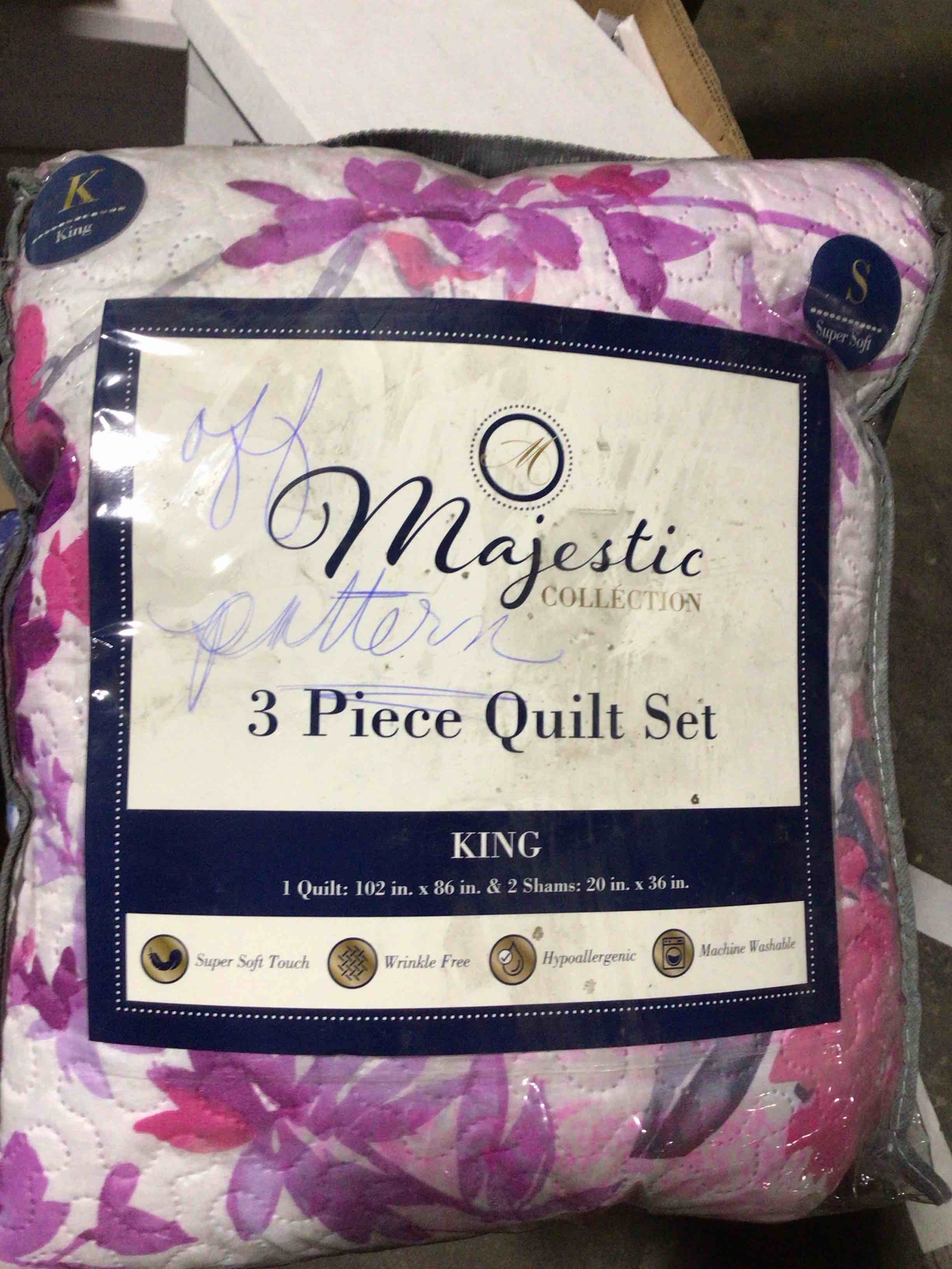 Condition photo showing Good Condition for majestic collection, 3 piece comforter set, king, 