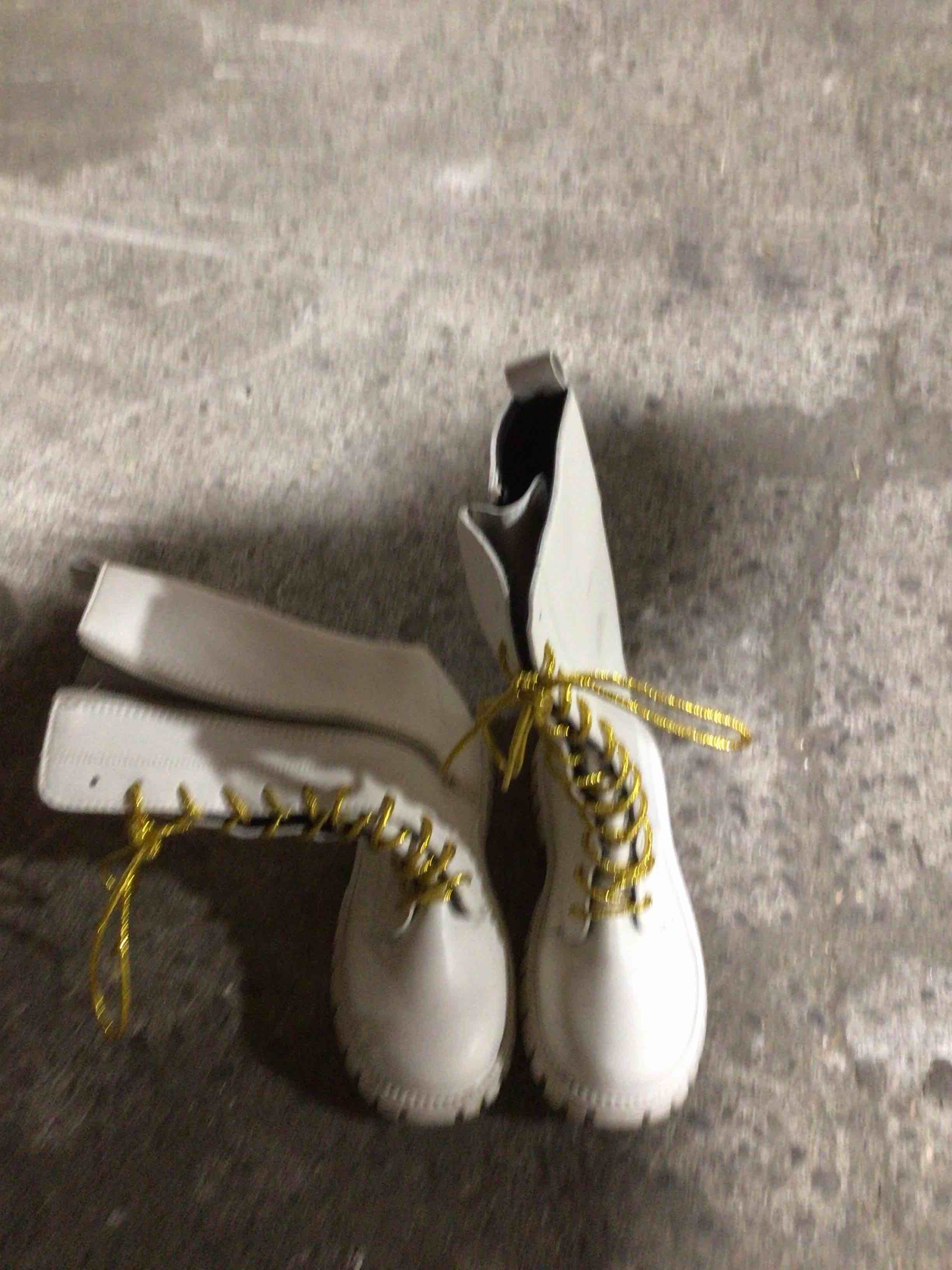 Condition photo showing Good Condition for eltusu riding boots for little girls, waterproof winter thermal shoes with non-slip laces 