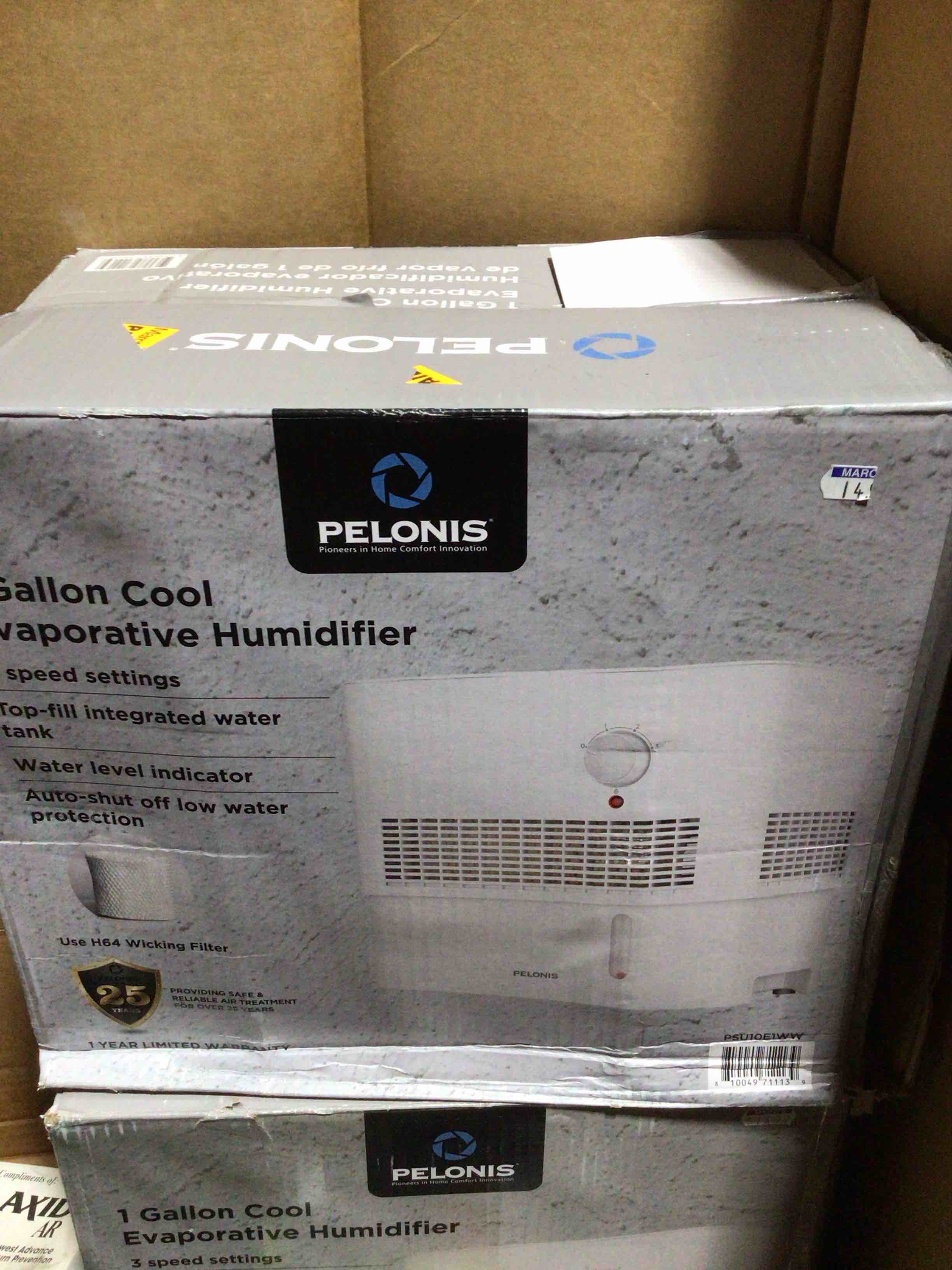Condition photo showing Good Condition for pelonis 1 gallon cool evaporative humidifier white 3 speed settings