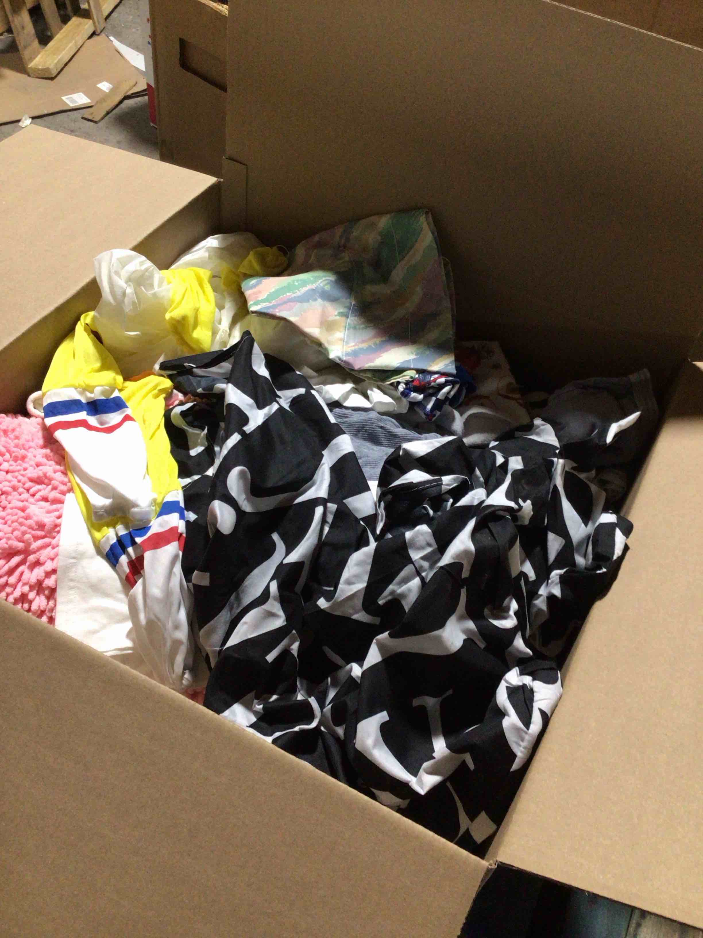 box lot of new clothes (50pcs)