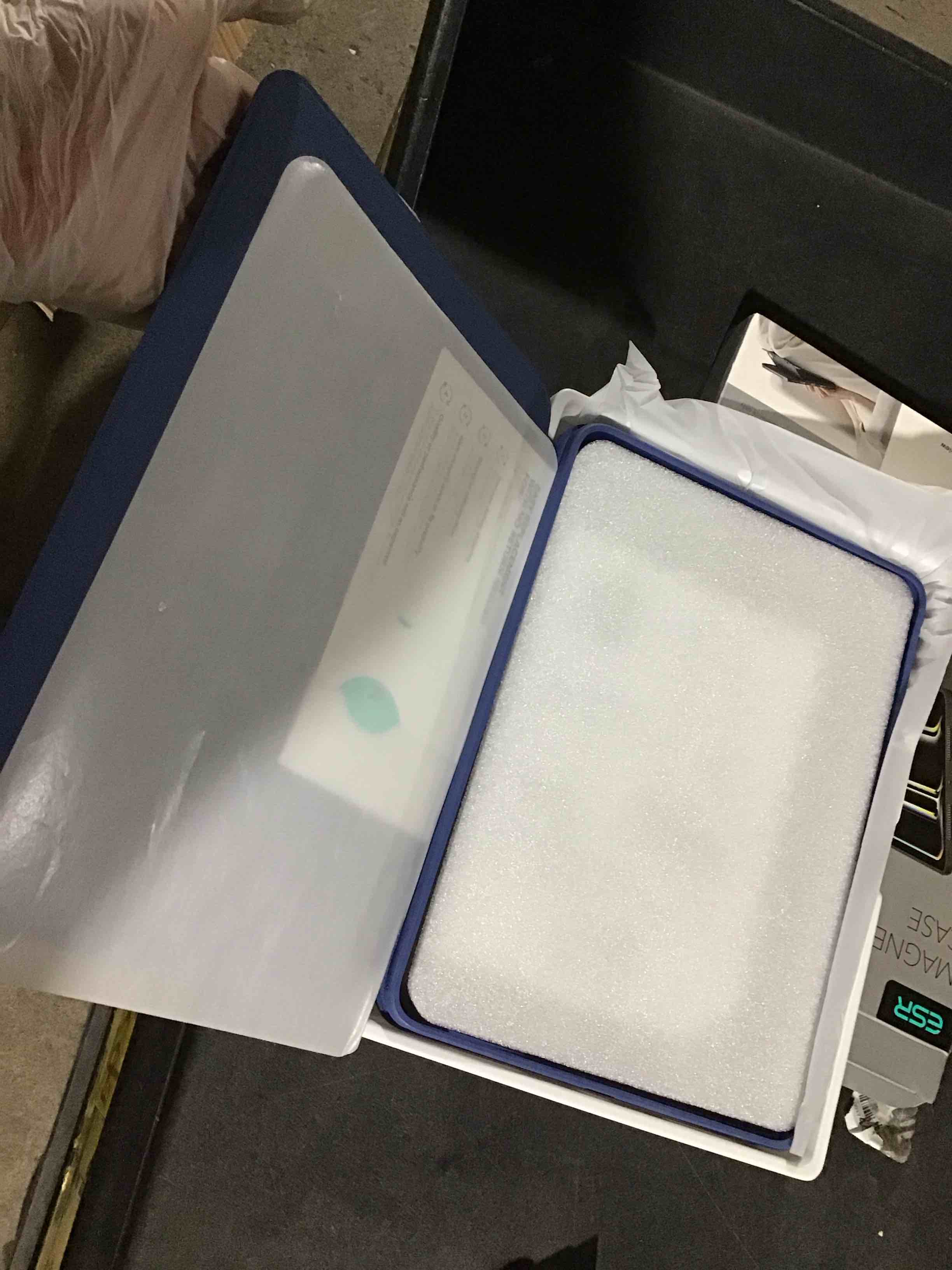 Condition photo showing Brand New for esr for ipad air 11 inch case m3/m2 (2025/2024), ipad air 5th/4th gen case (2022/2020) 10.9 inch, removable magnetic cover, adjustable portrait/landscape stand, 9 standing angles, blue