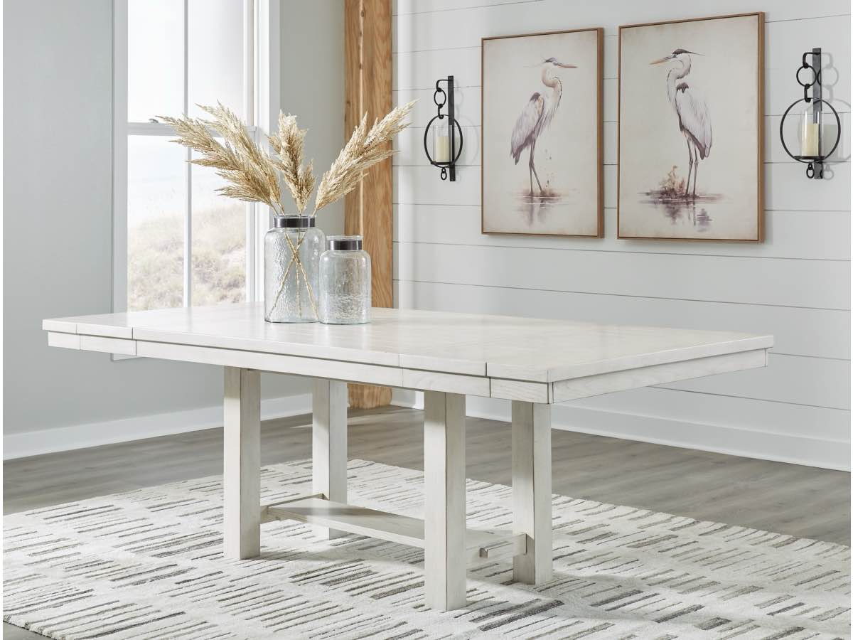 Robbinsdale 62"-86" Extendable Dining Table