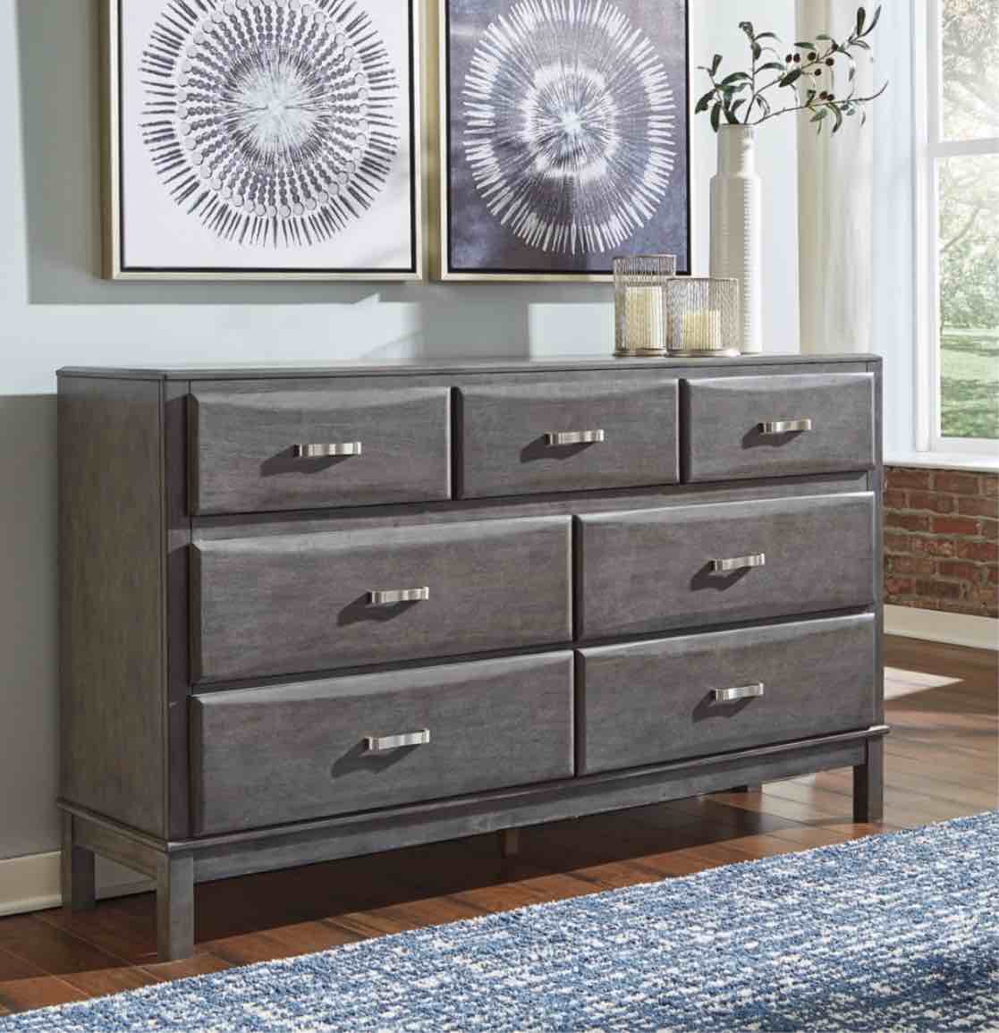 Caitbrook 7 Drawer Dresser
