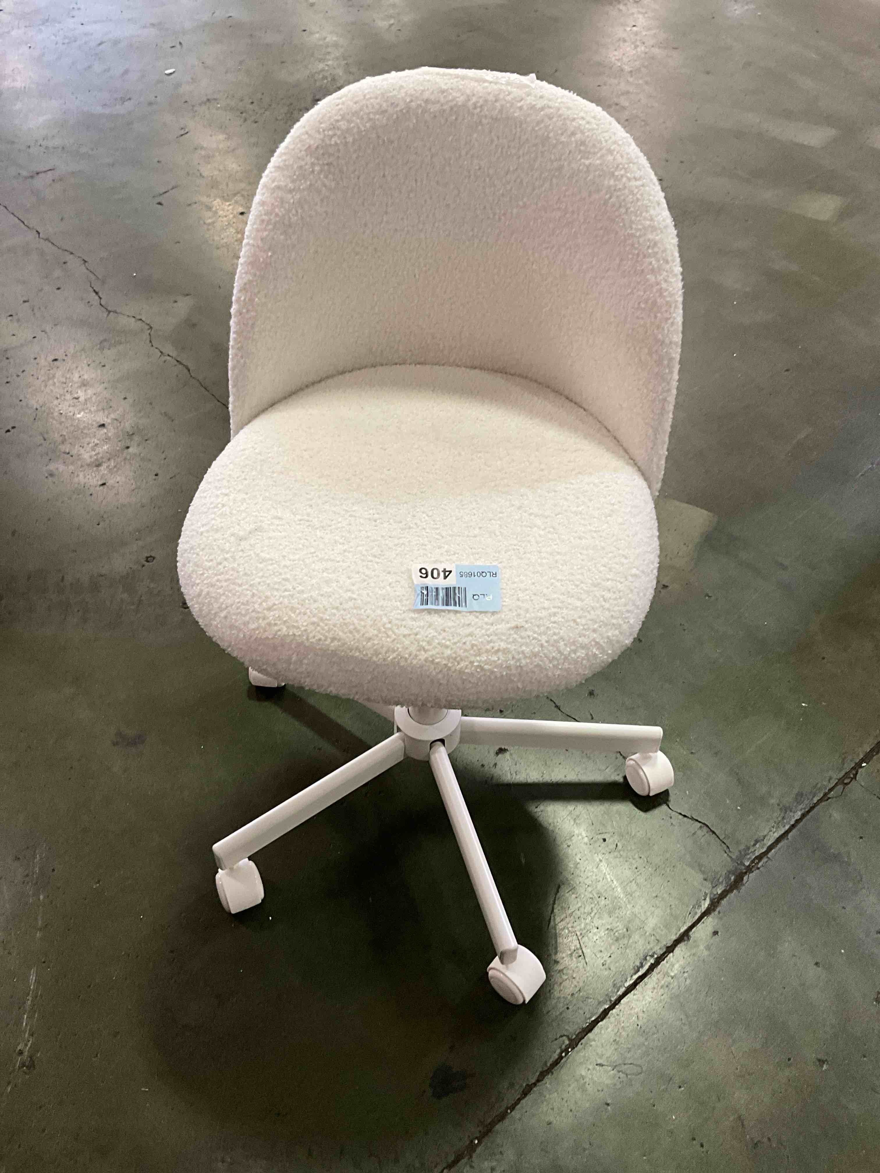 Condition photo showing New/Like New for vingli modern vanity chair with back, velvet desk chair for girls, small office chair with silent wheels? stylish and comfortable