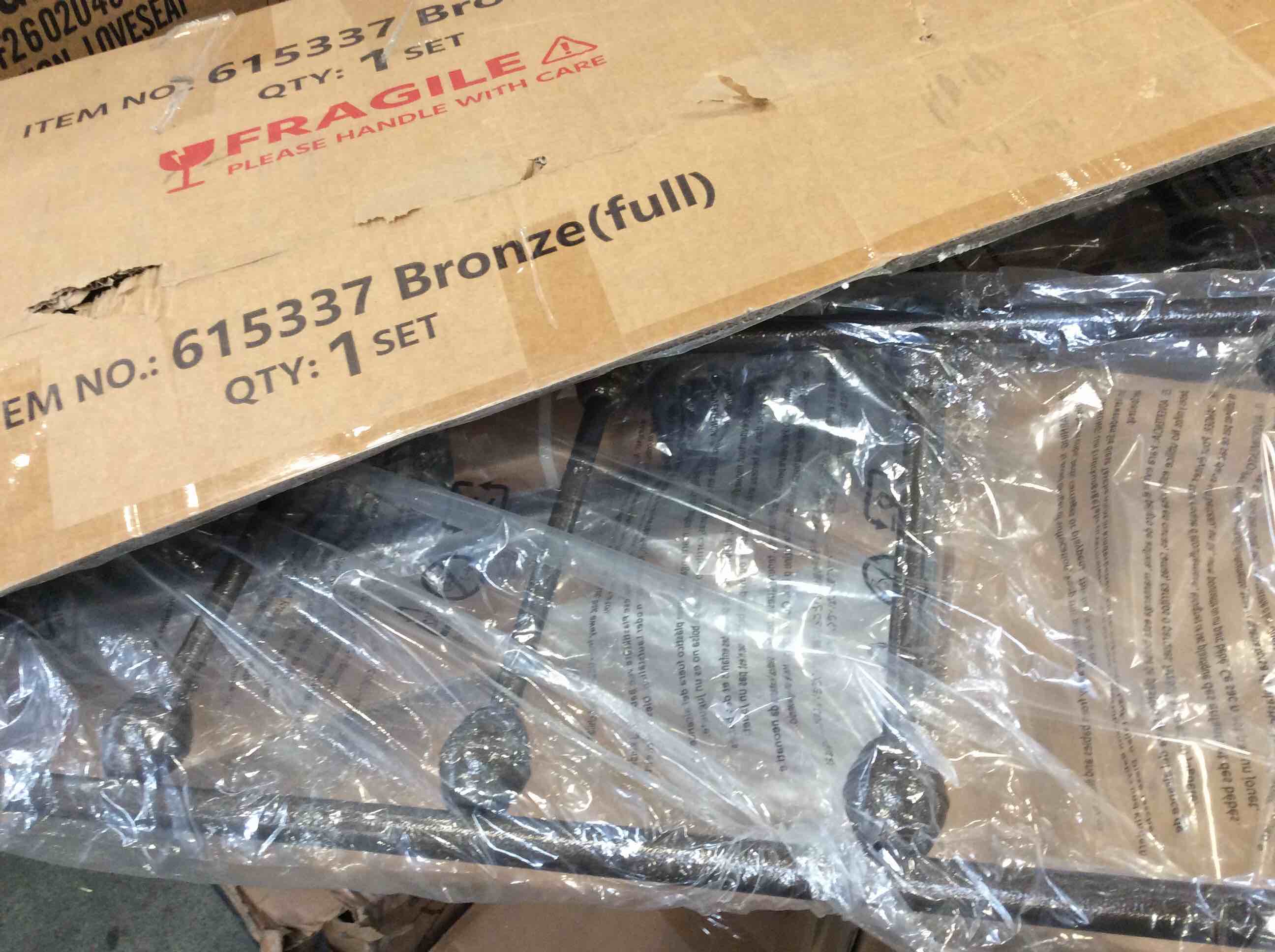 https://s3.amazonaws.com/lotting-images-prod/bidfta/BRN3954801_1779813266206.jpeg