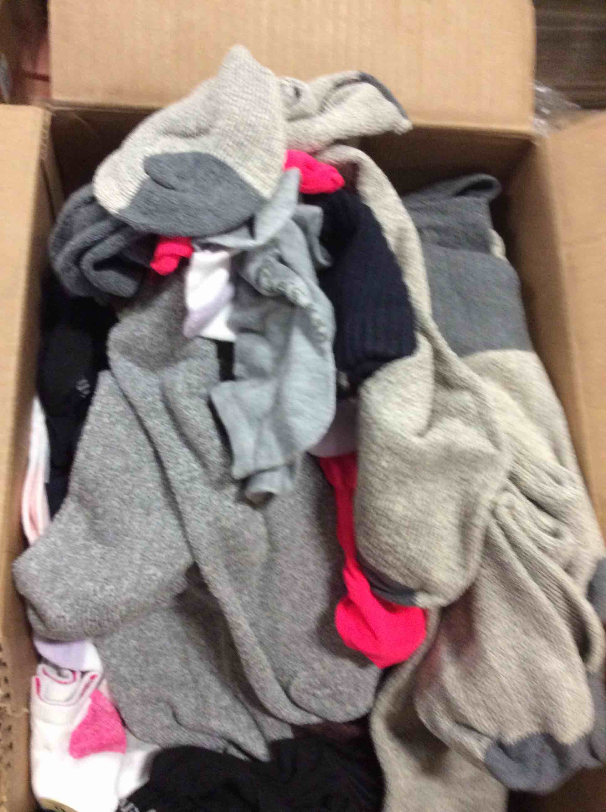 Condition photo showing Good Condition for box lot of miscellaneous items 
