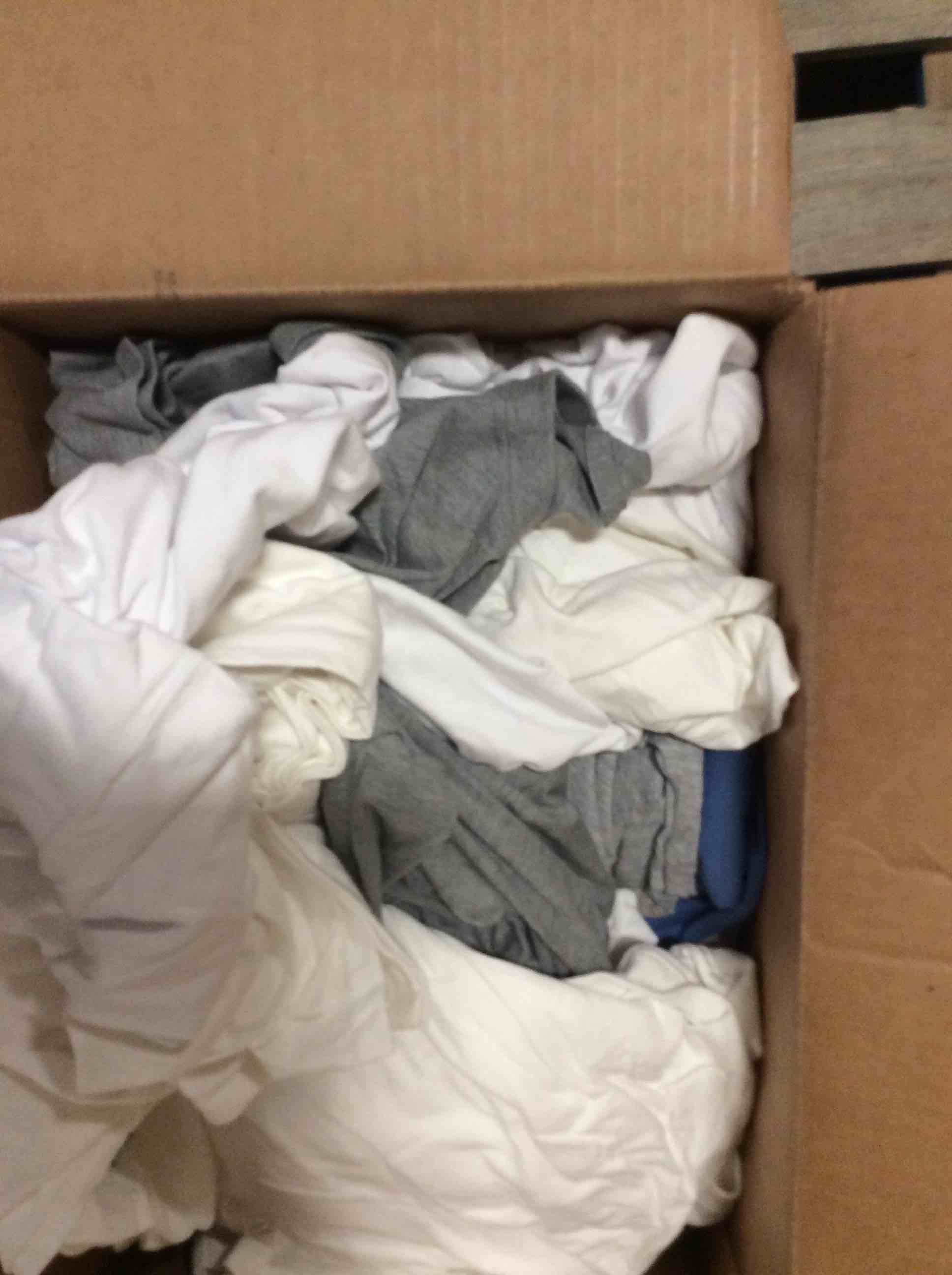 Condition photo showing Good Condition for box lot of miscellaneous items 