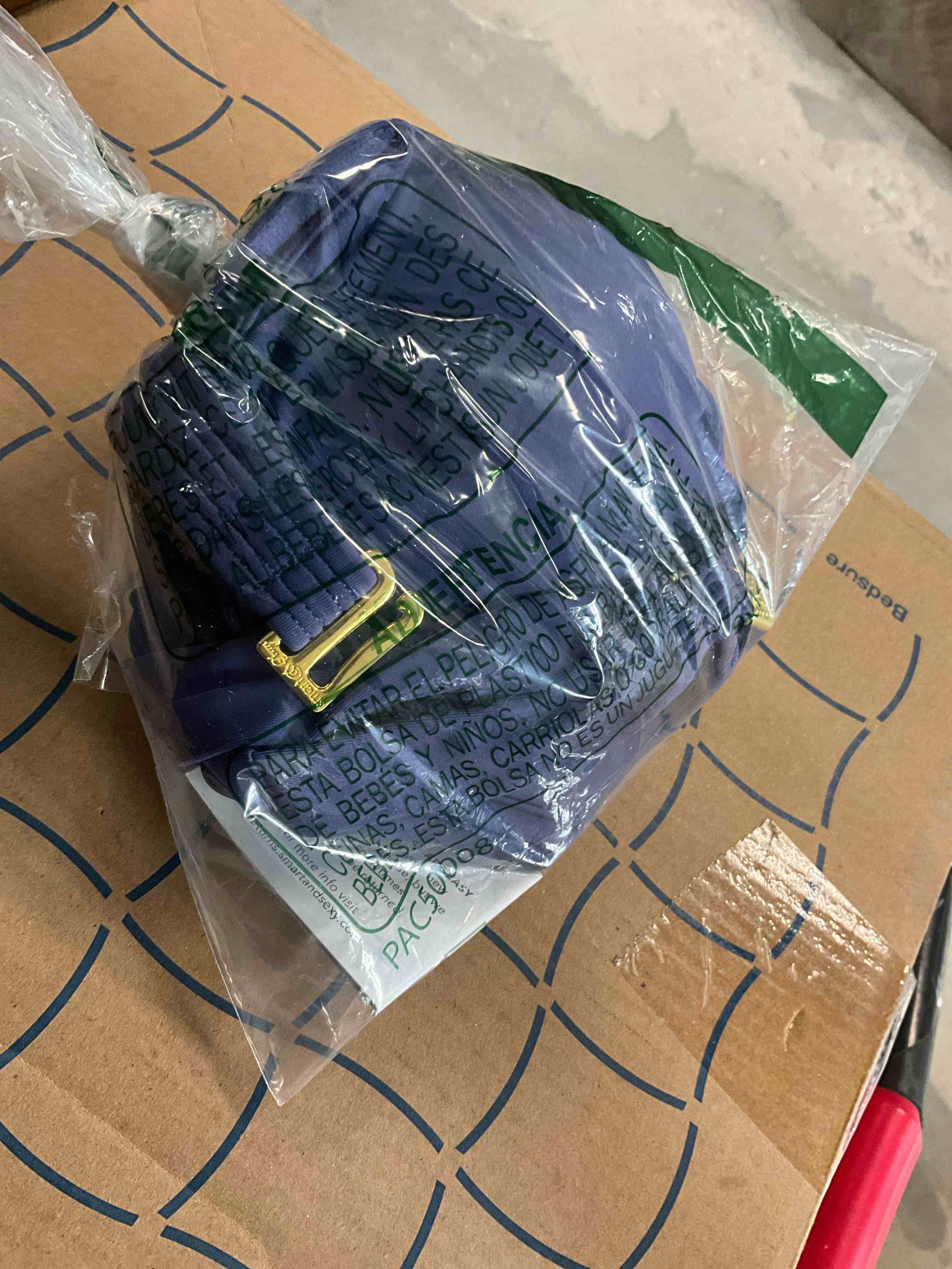 https://s3.amazonaws.com/lotting-images-prod/bidfta/BRN3963380_1777041503876.jpeg