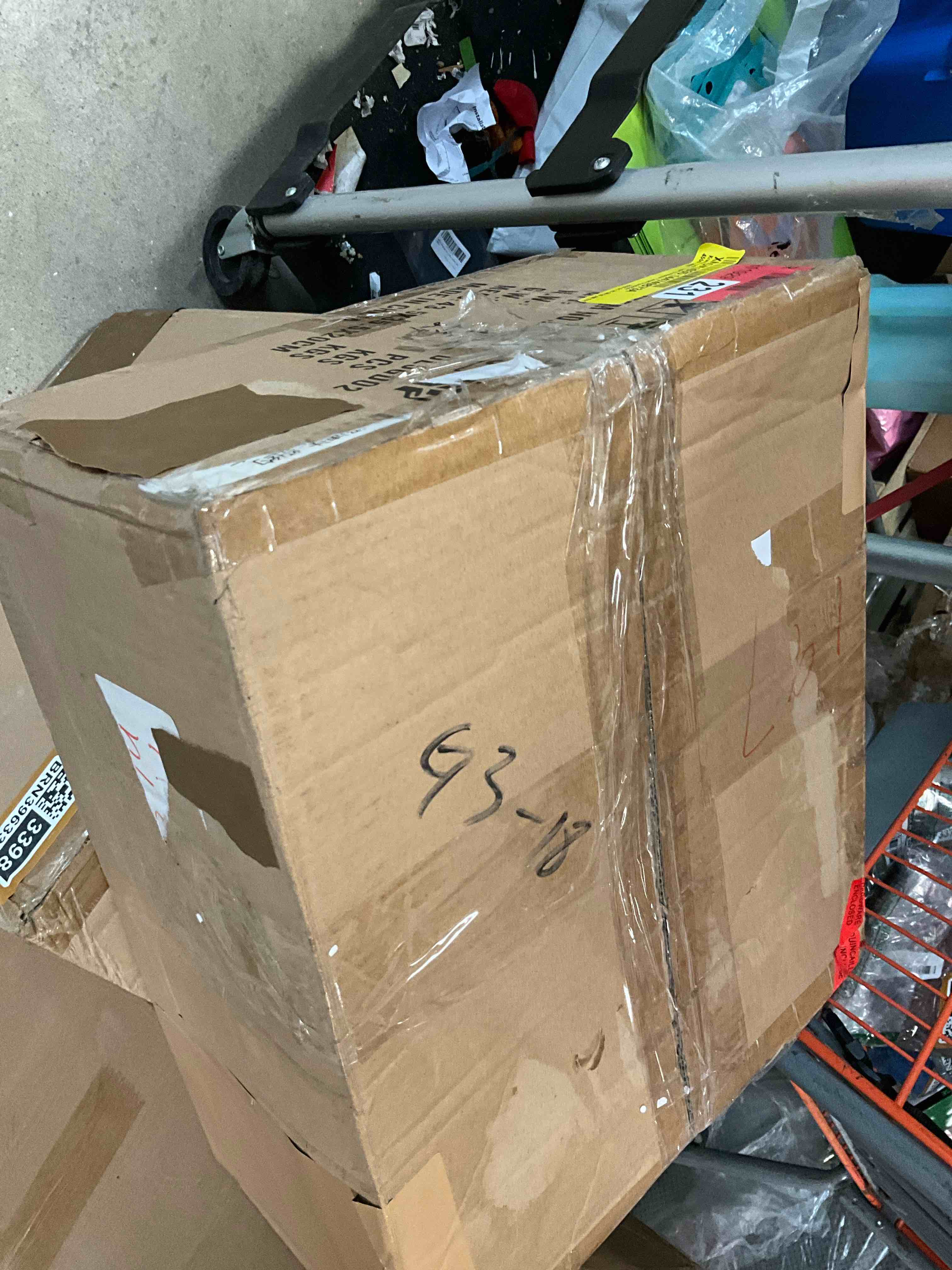 https://s3.amazonaws.com/lotting-images-prod/bidfta/BRN3963393_1777064230957.jpeg