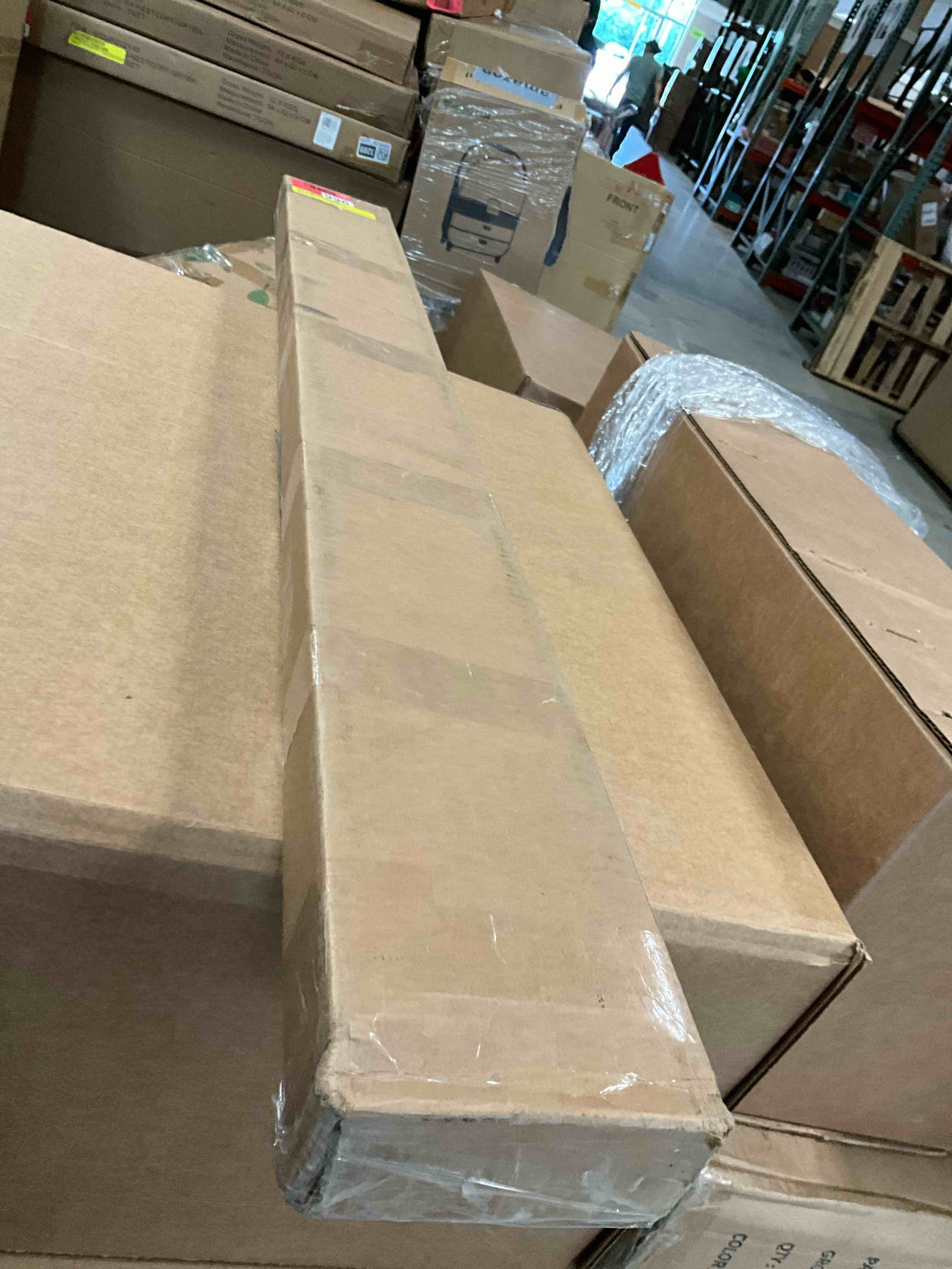 https://s3.amazonaws.com/lotting-images-prod/bidfta/BRN3963416_1777385420455.jpeg