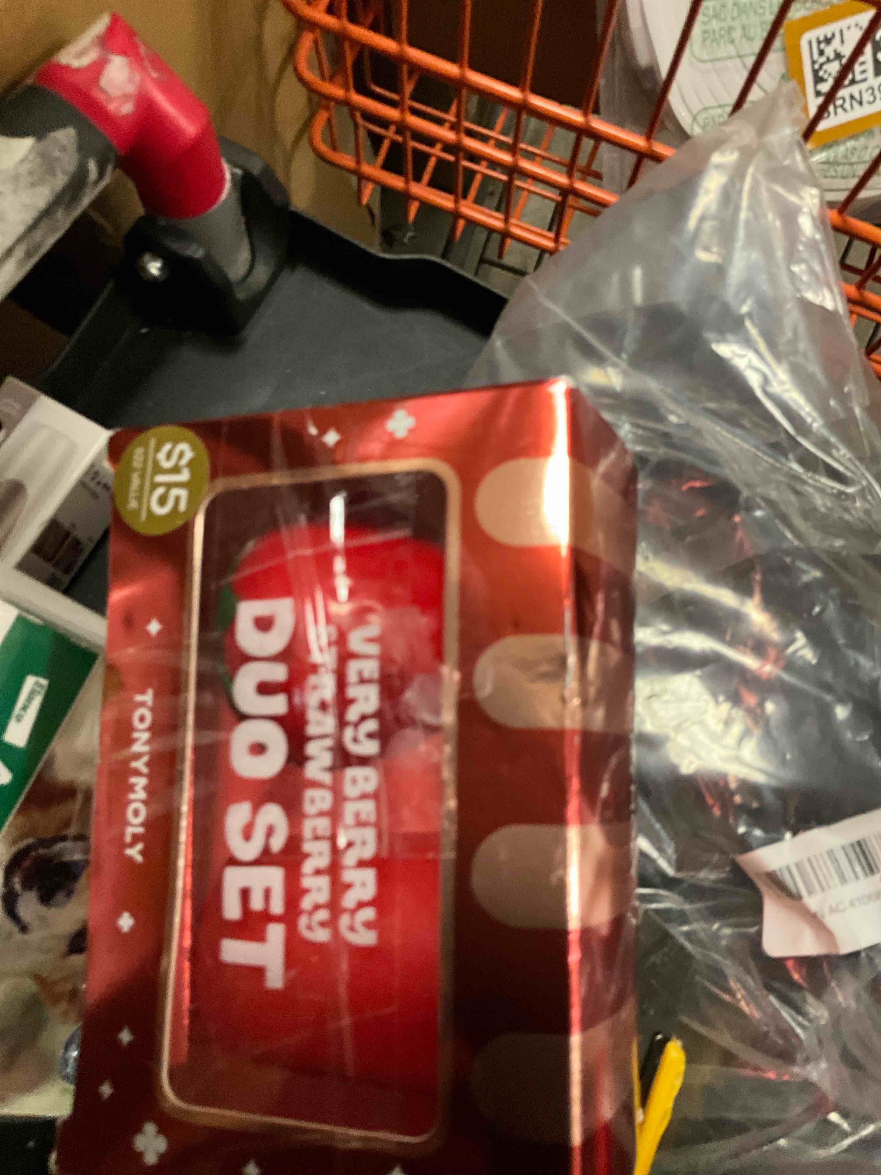 https://s3.amazonaws.com/lotting-images-prod/bidfta/BRN3963775_1777563670317.jpeg
