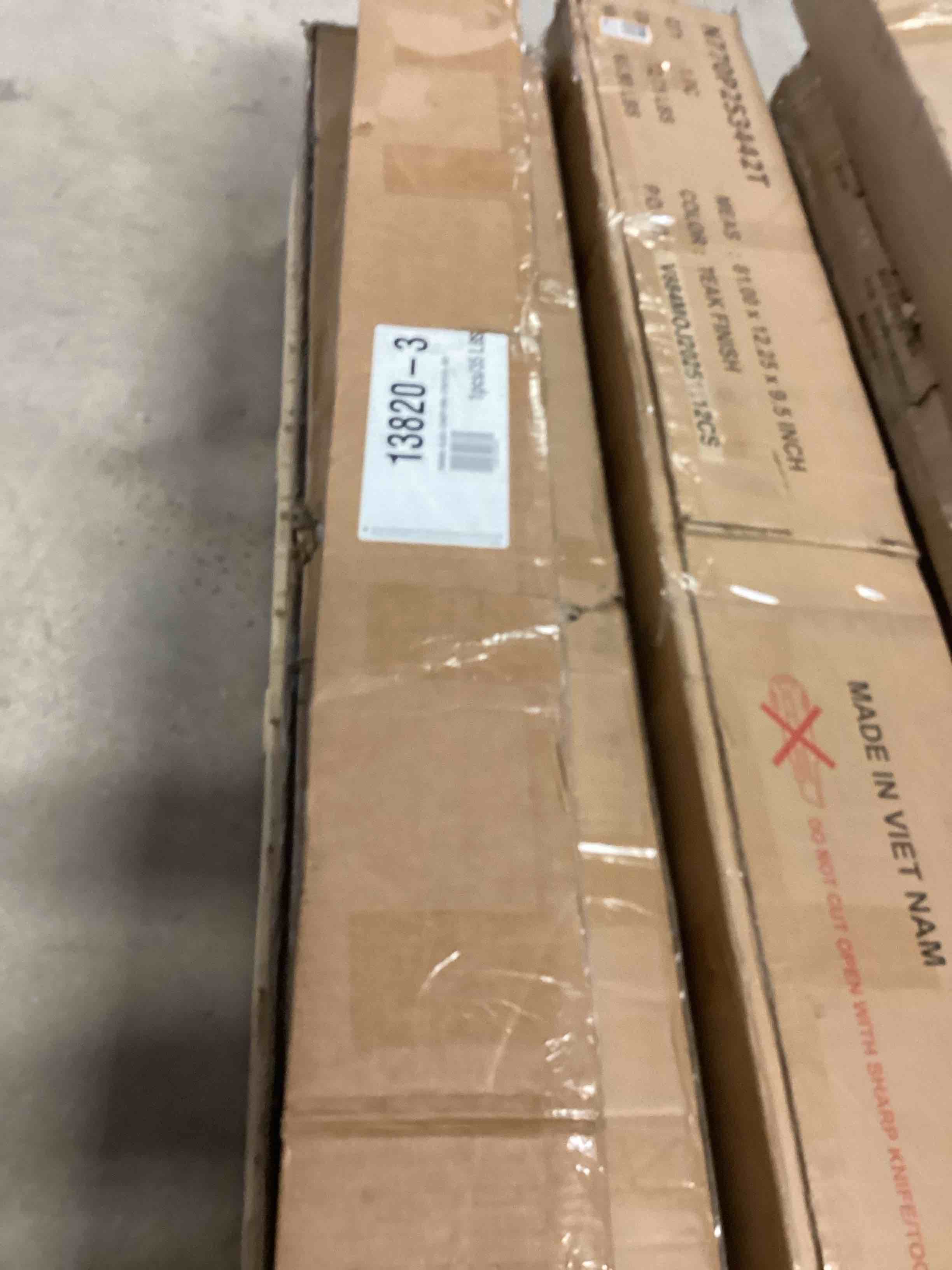 https://s3.amazonaws.com/lotting-images-prod/bidfta/BRN3966588_1776879346957.jpeg