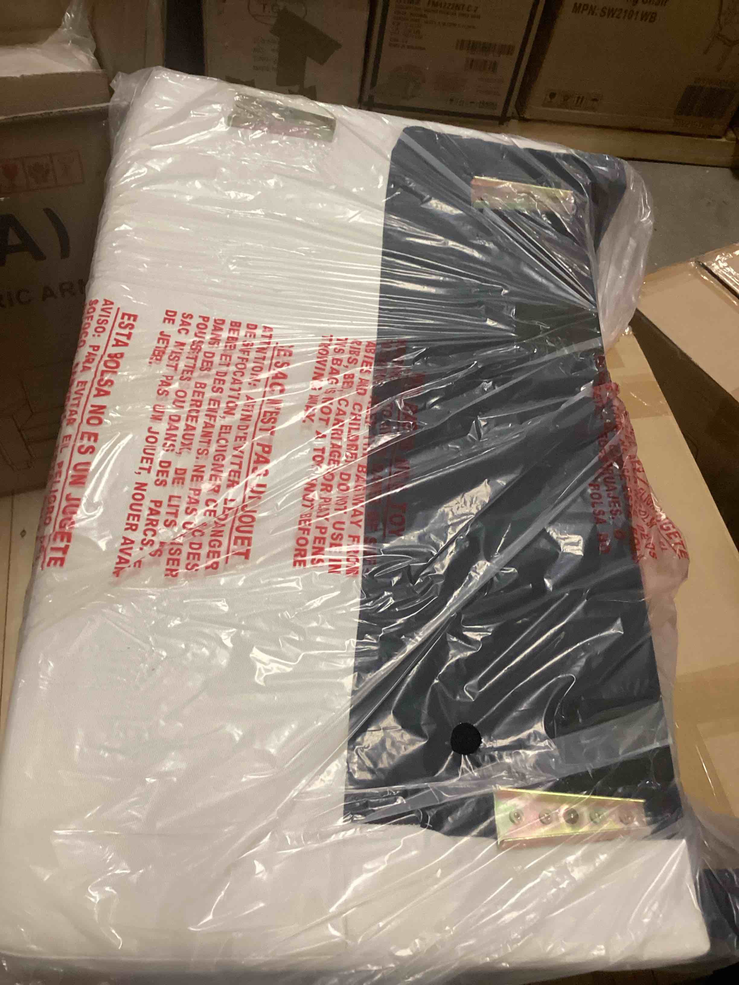 https://s3.amazonaws.com/lotting-images-prod/bidfta/BRN3966934_1777302465778.jpeg