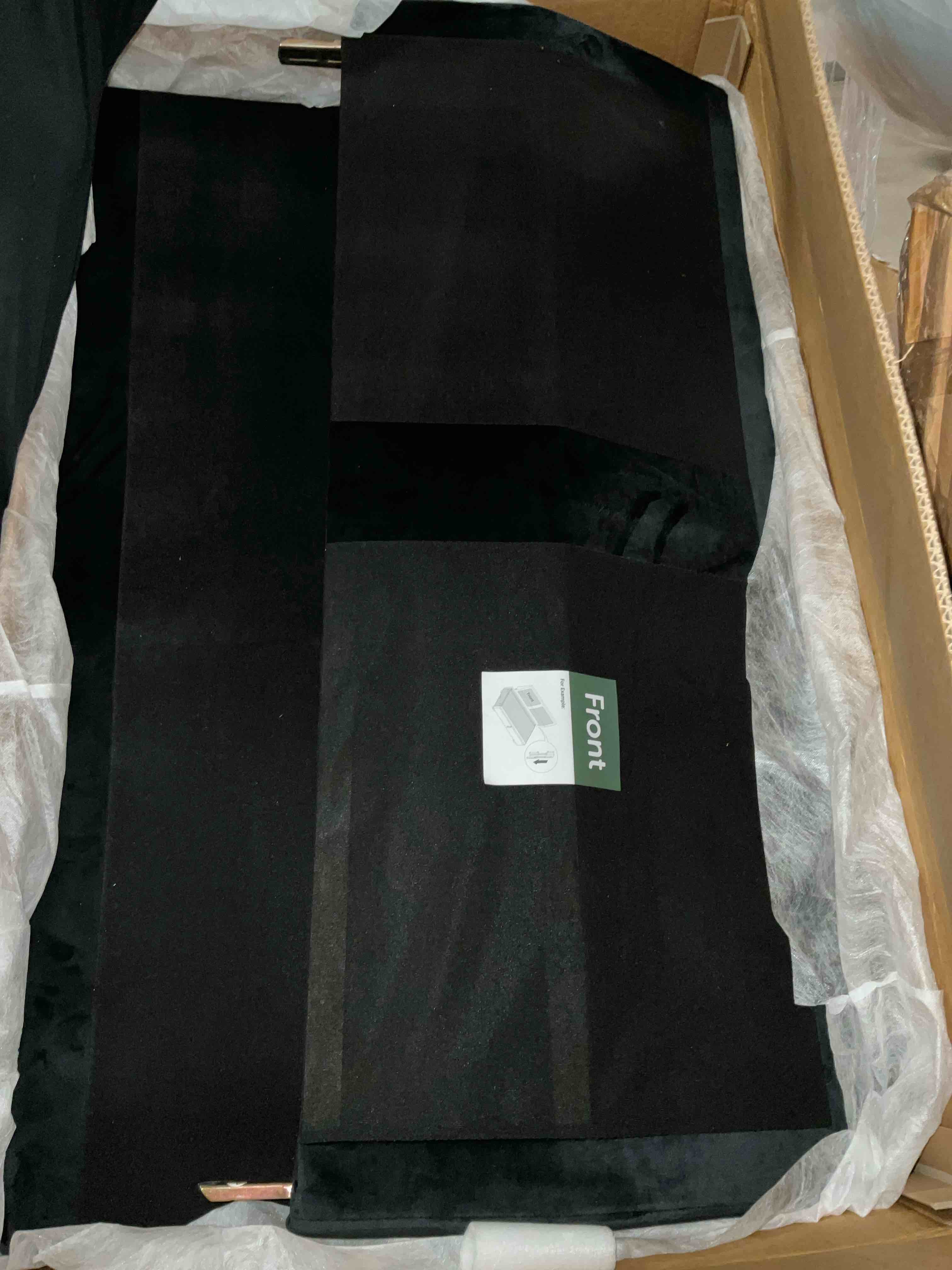 https://s3.amazonaws.com/lotting-images-prod/bidfta/BRN3968582_1776701130335.jpeg