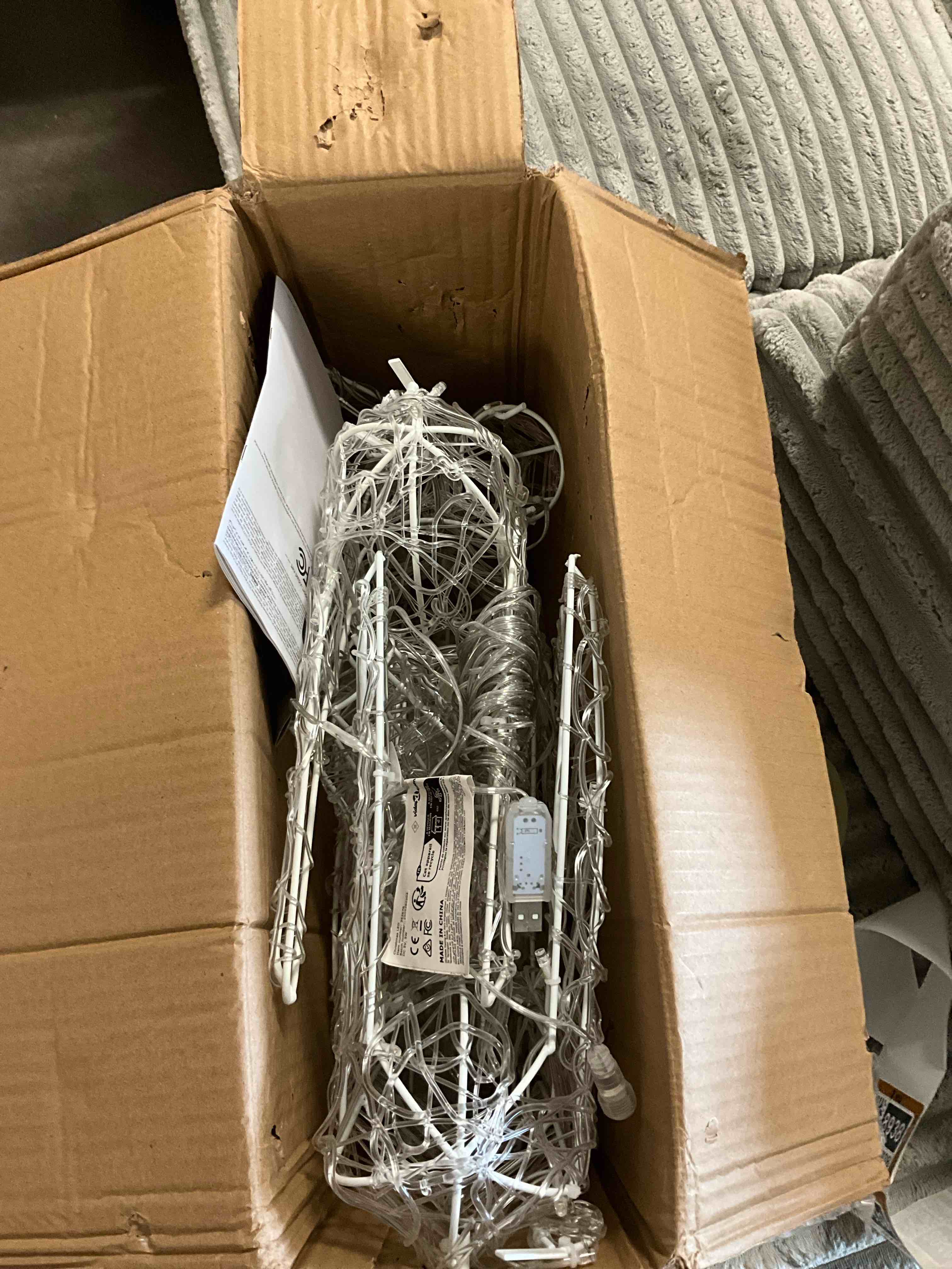 https://s3.amazonaws.com/lotting-images-prod/bidfta/BRN3968938_1777301488586.jpeg