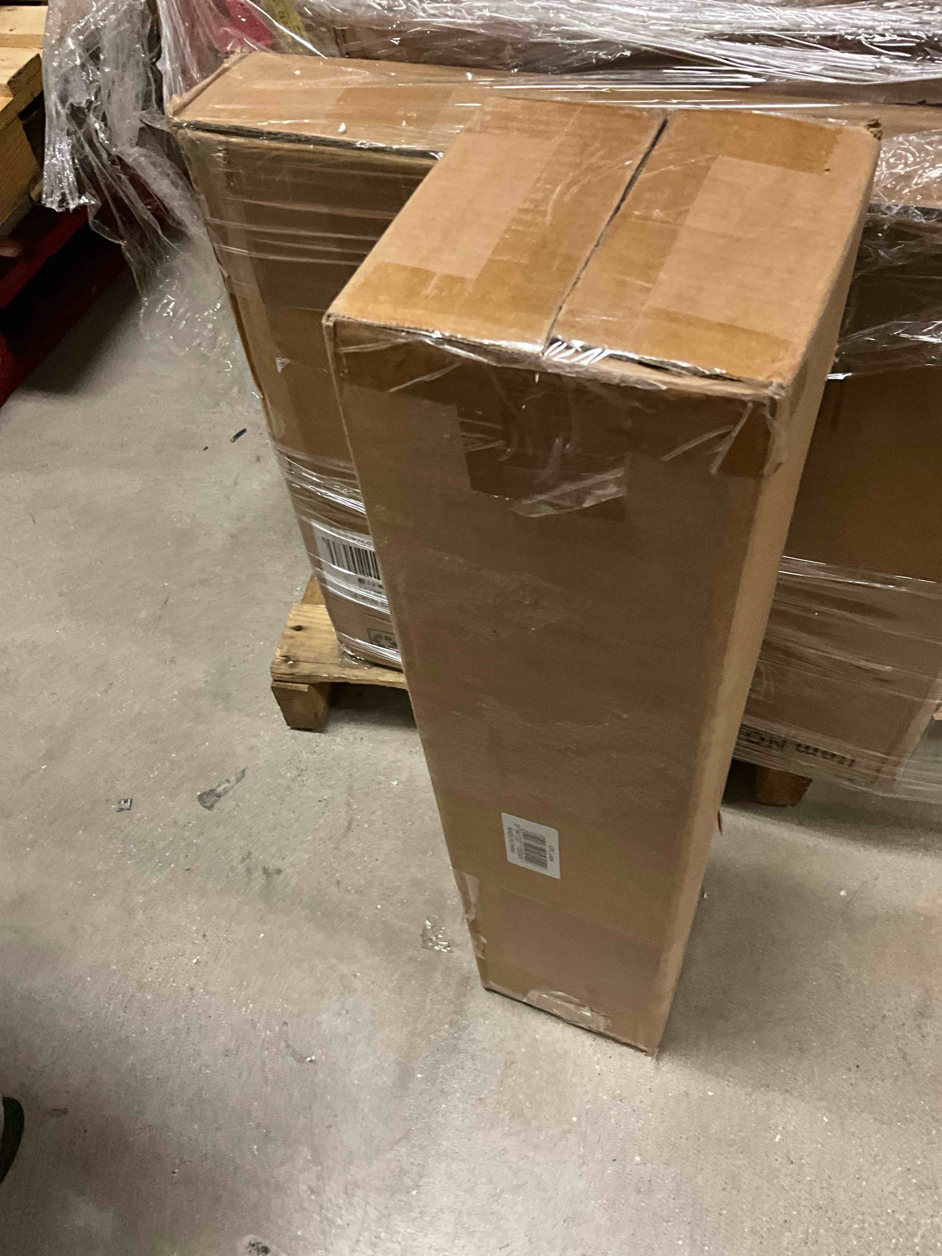 https://s3.amazonaws.com/lotting-images-prod/bidfta/BRN3969009_1777317303093.jpeg