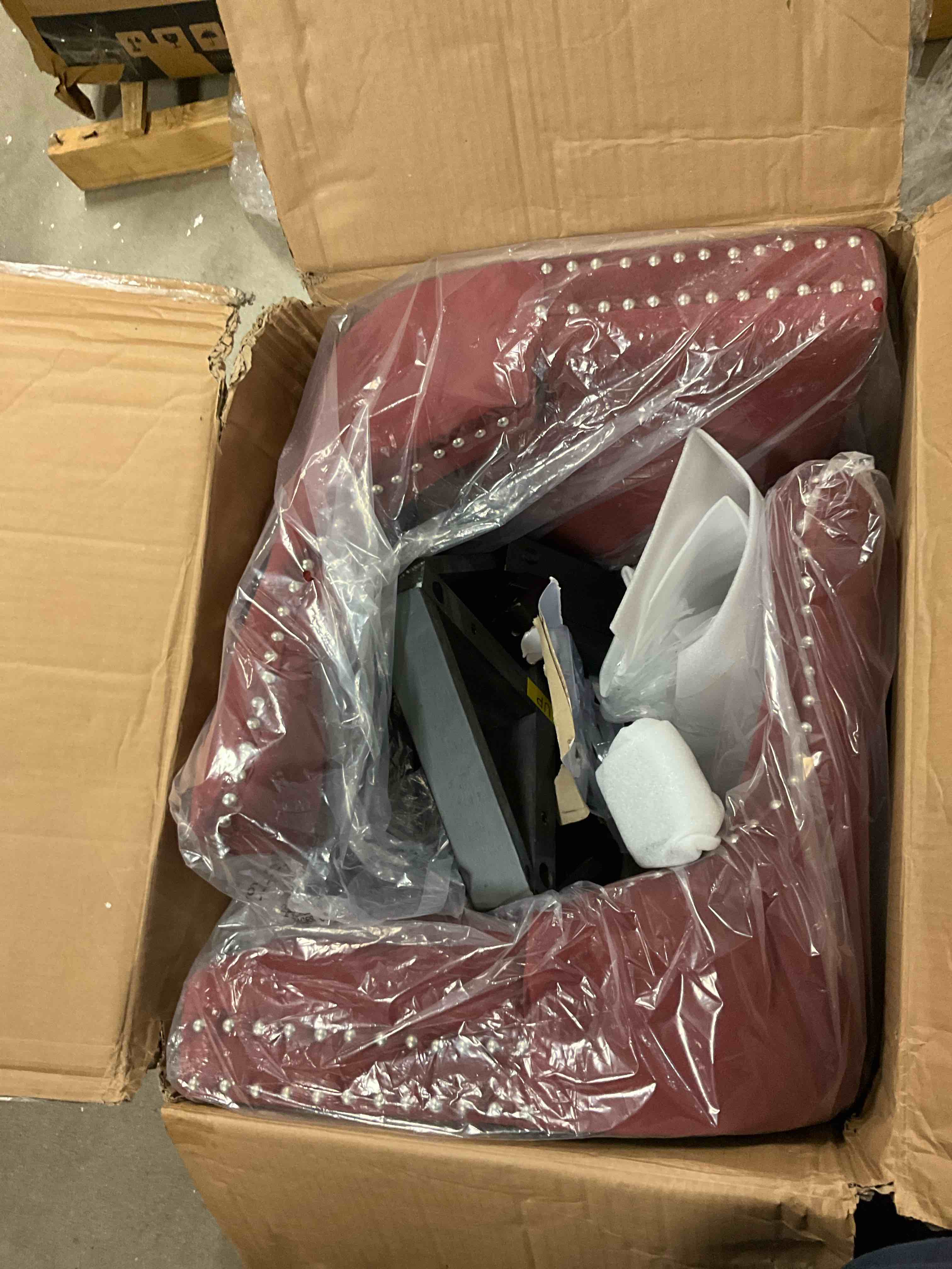 https://s3.amazonaws.com/lotting-images-prod/bidfta/BRN3969036_1777391865195.jpeg