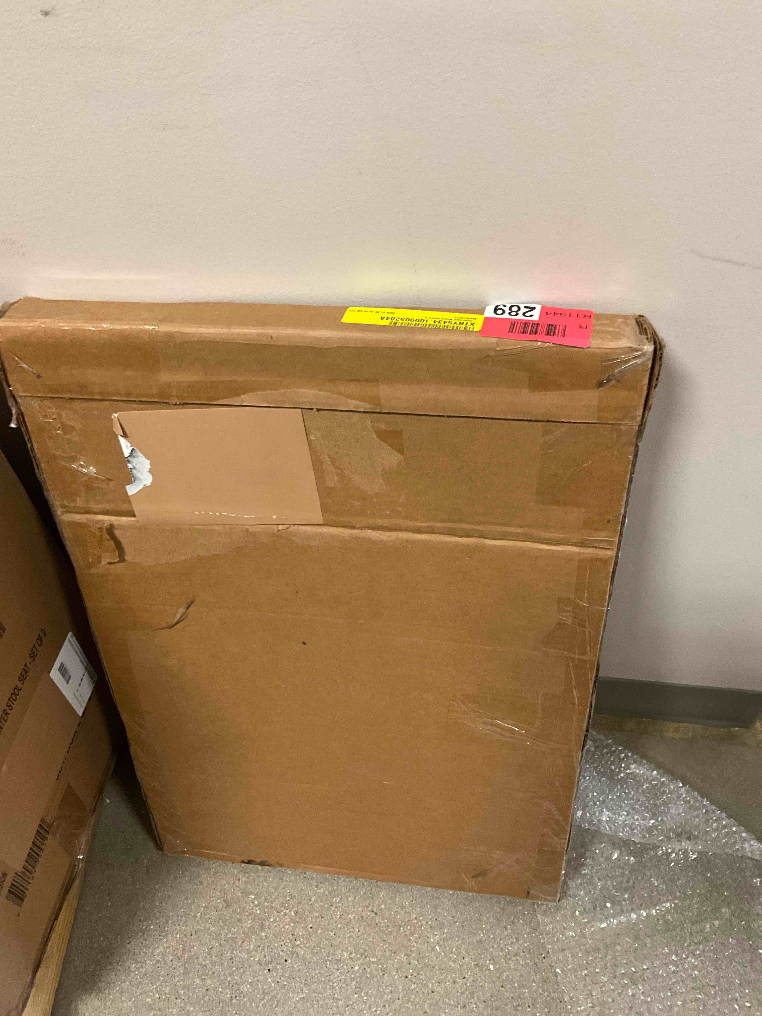 https://s3.amazonaws.com/lotting-images-prod/bidfta/BRN3969043_1777397659526.jpeg