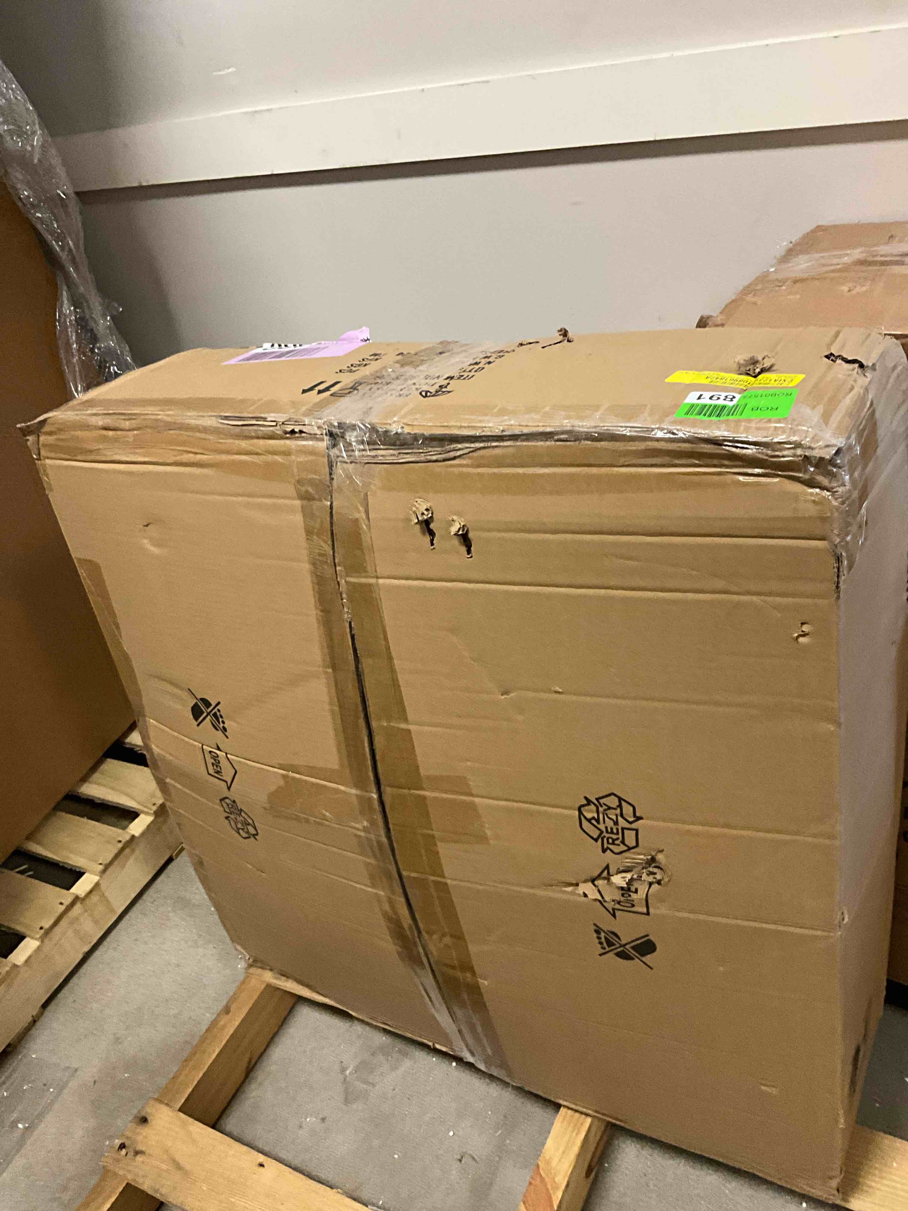 https://s3.amazonaws.com/lotting-images-prod/bidfta/BRN3969049_1777401377013.jpeg