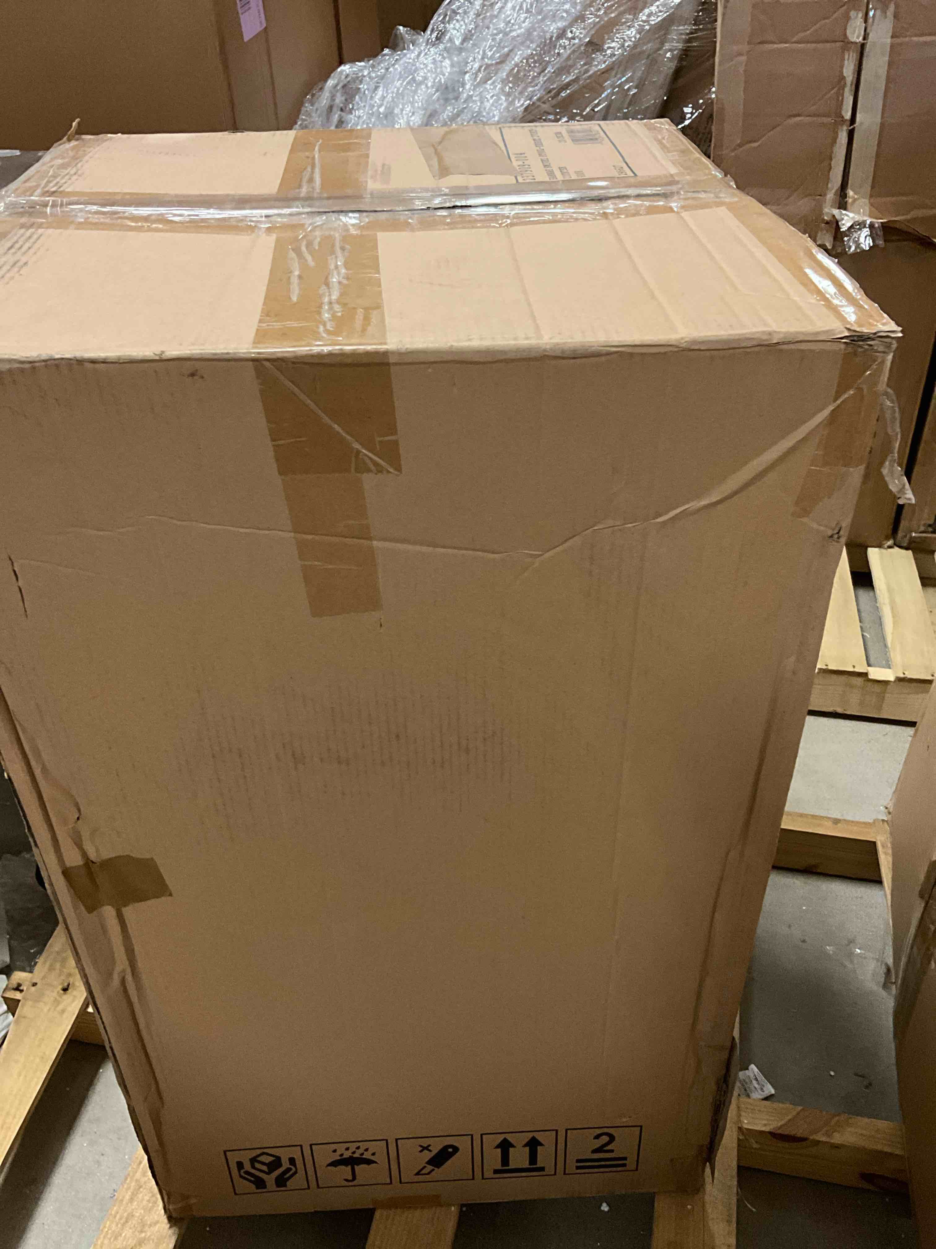 https://s3.amazonaws.com/lotting-images-prod/bidfta/BRN3969066_1777410909642.jpeg