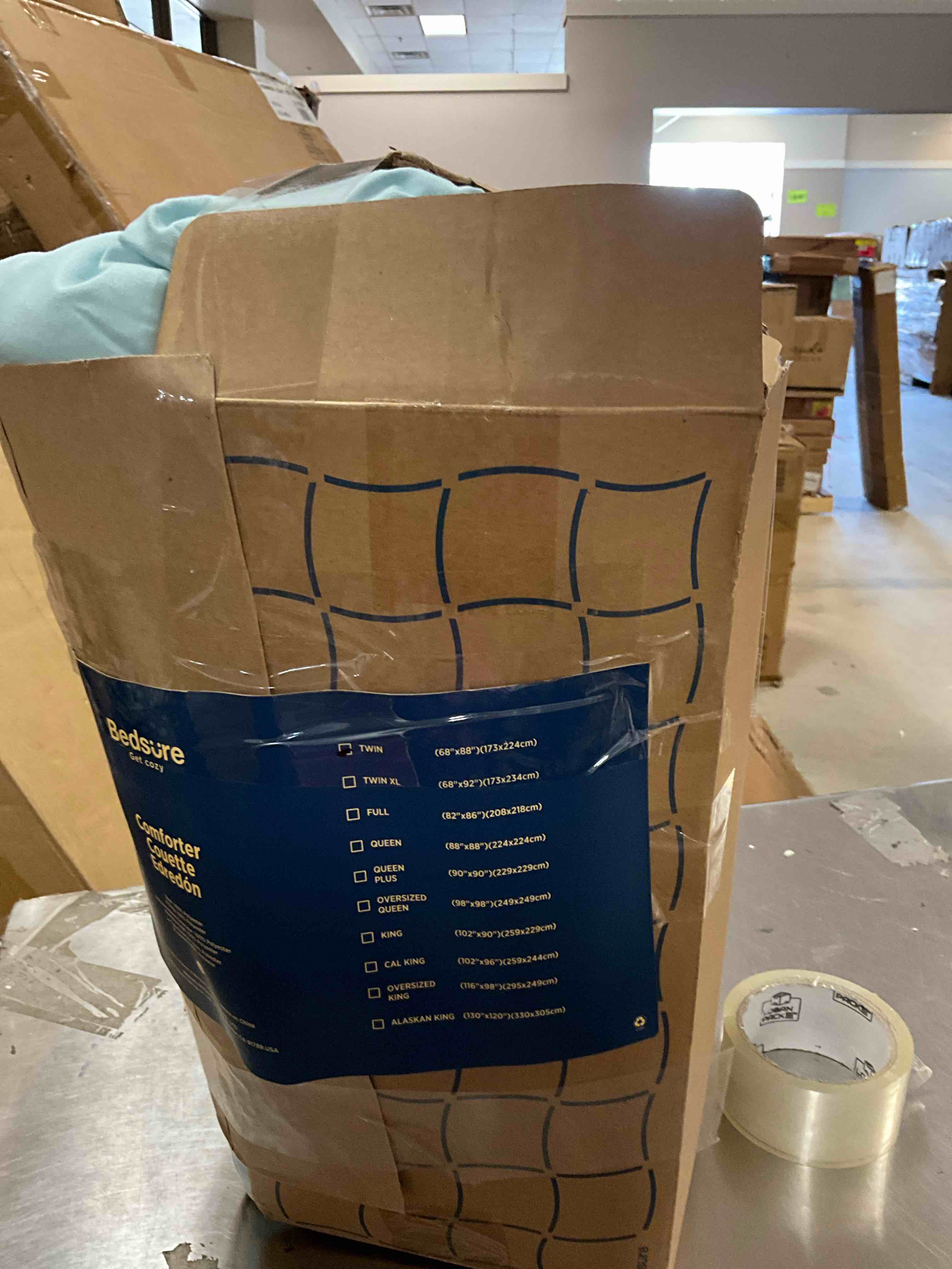 https://s3.amazonaws.com/lotting-images-prod/bidfta/BRN3969190_1777577946116.jpeg