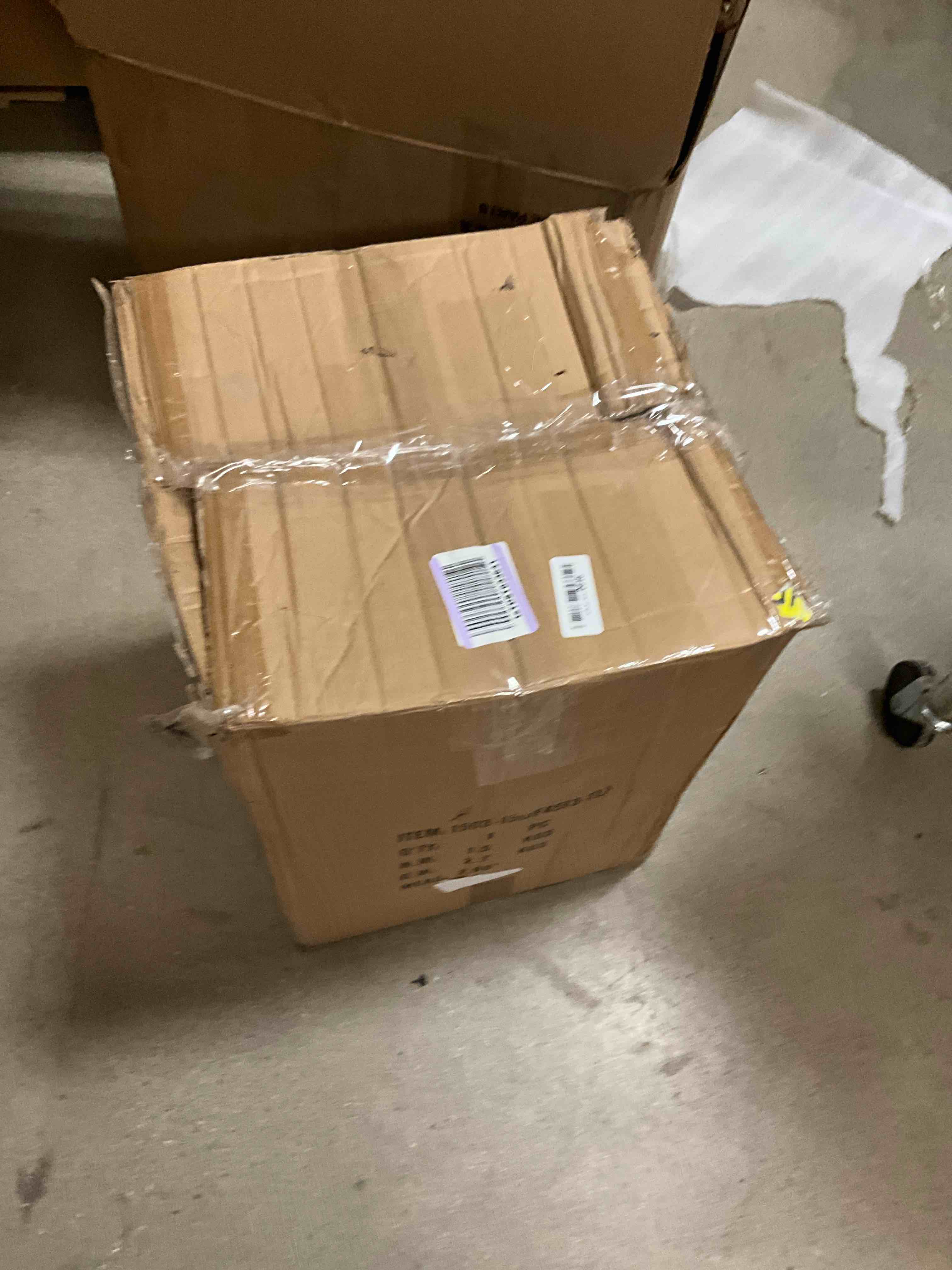 https://s3.amazonaws.com/lotting-images-prod/bidfta/BRN3969194_1777584897921.jpeg