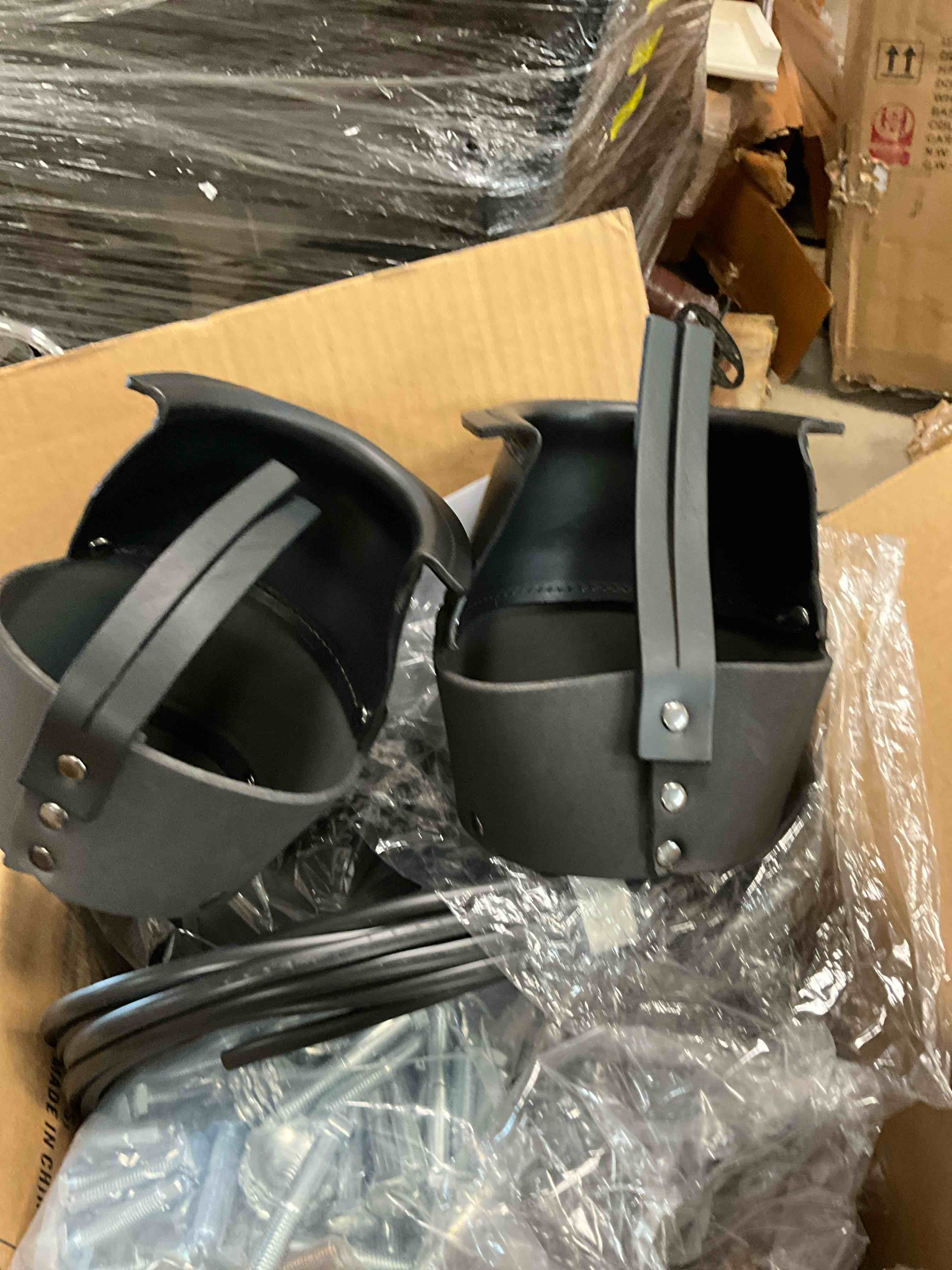 https://s3.amazonaws.com/lotting-images-prod/bidfta/BRN3969398_1777906527698.jpeg