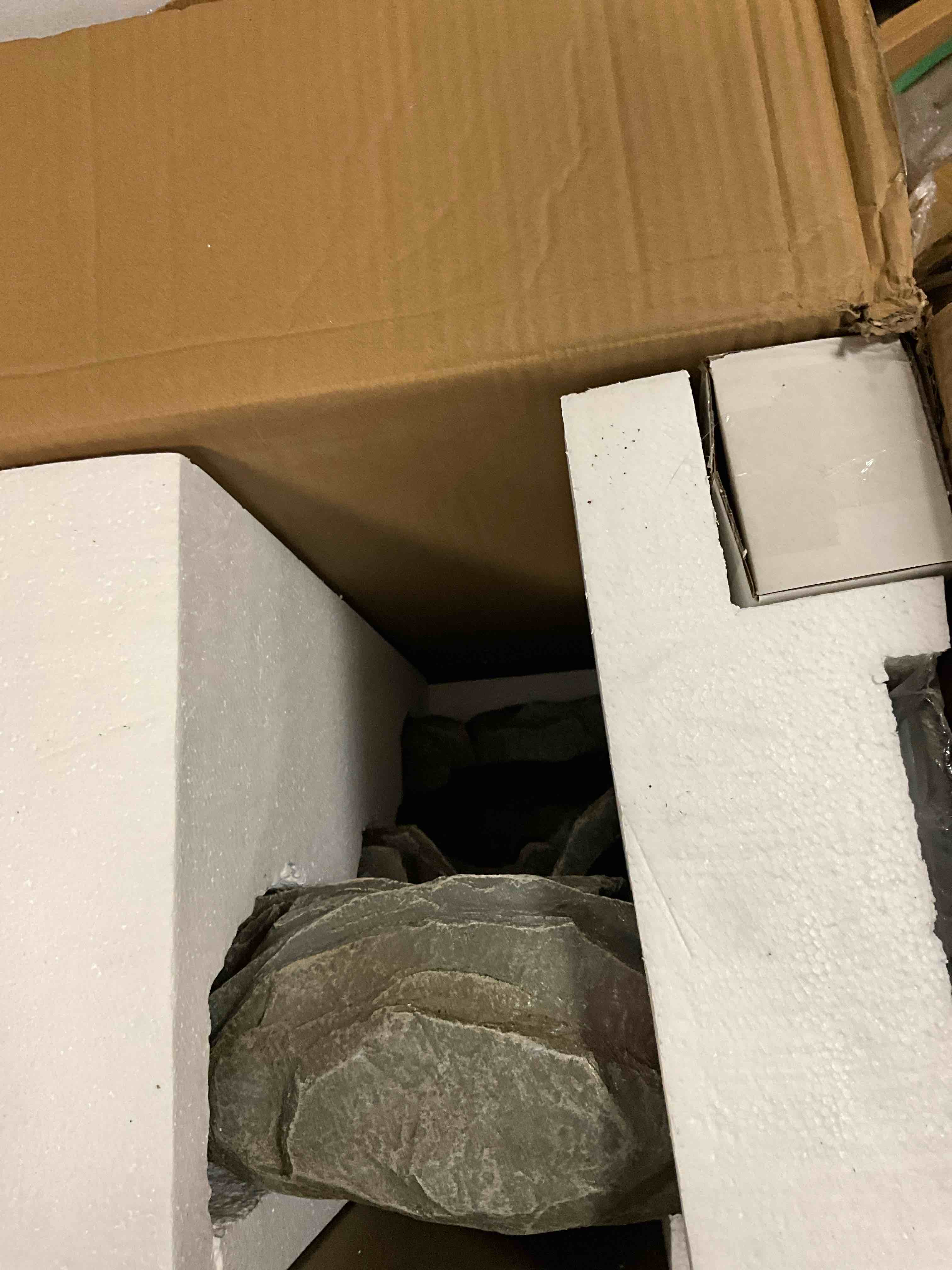 https://s3.amazonaws.com/lotting-images-prod/bidfta/BRN3969829_1778185812786.jpeg